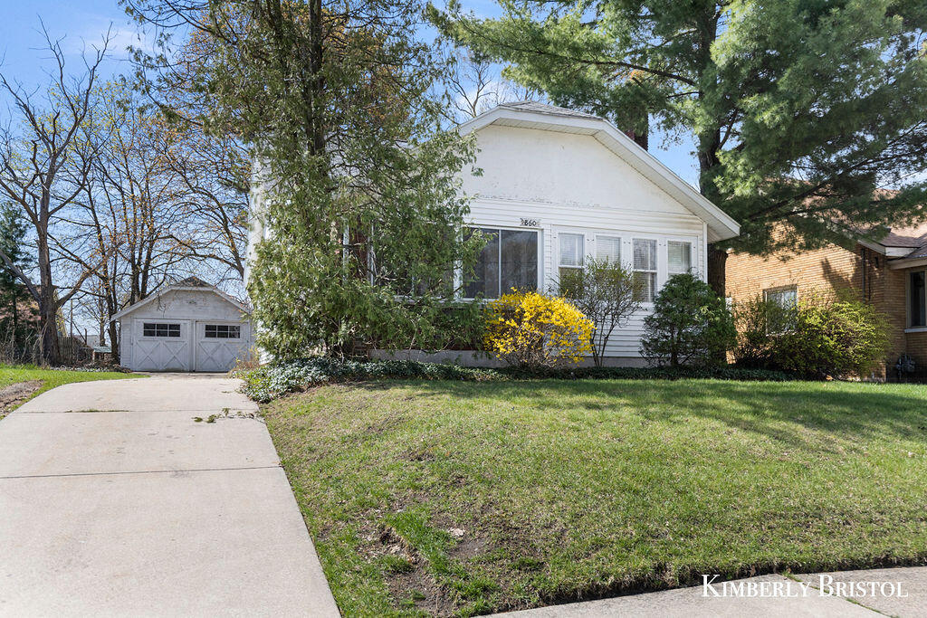 860 Dickinson Street Se Property Photo