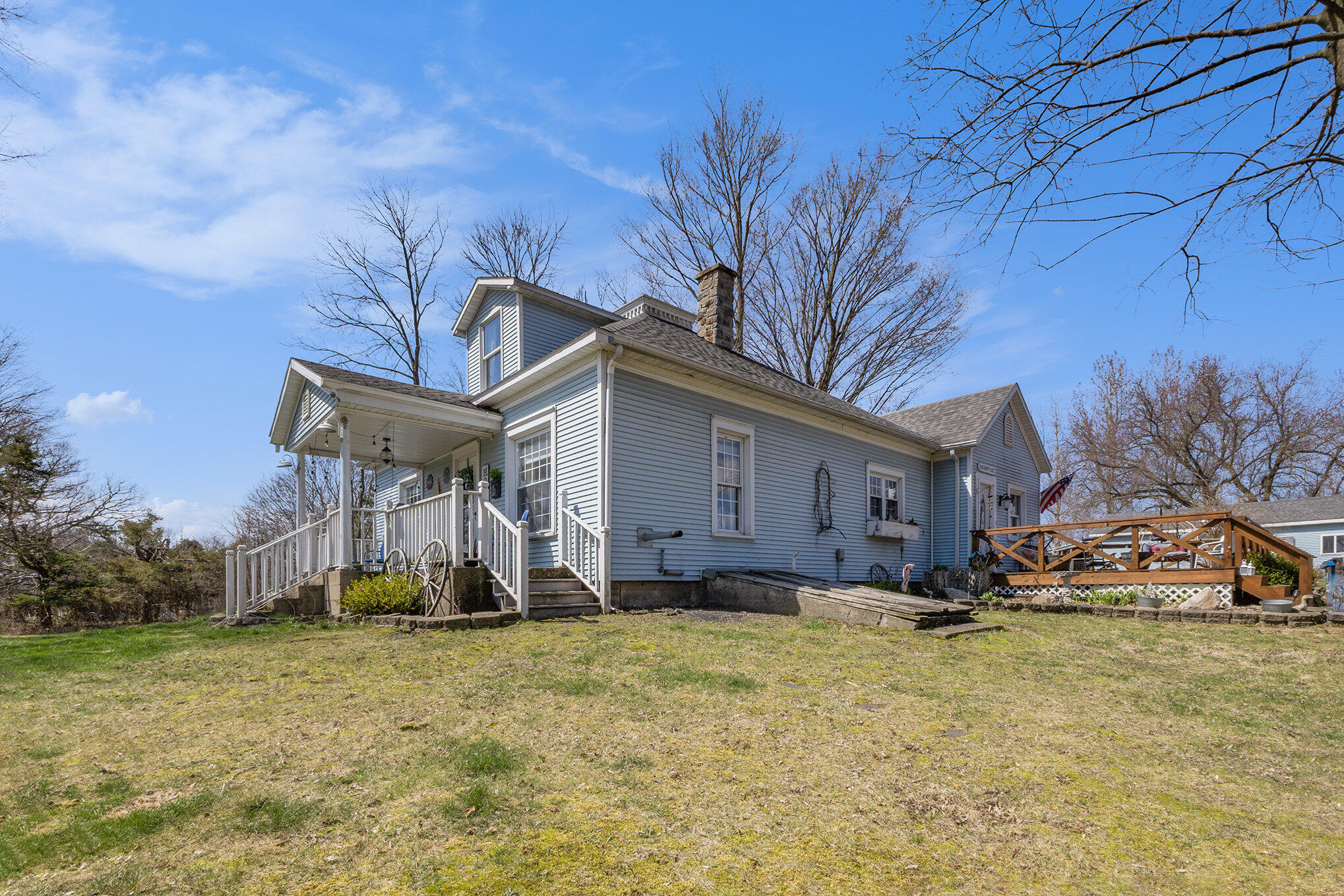 4426 W Colby Road Property Photo 4