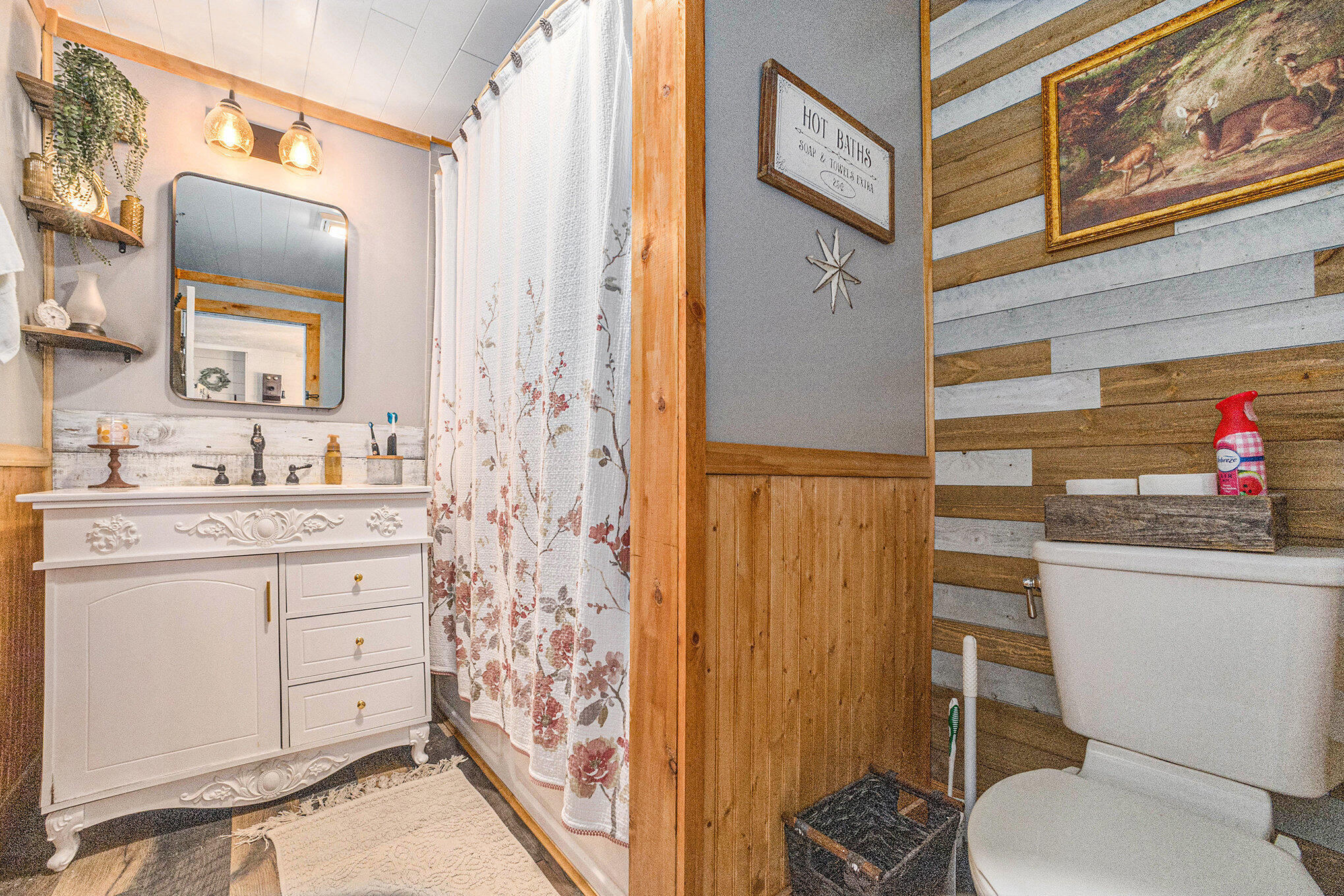 4426 W Colby Road Property Photo 14