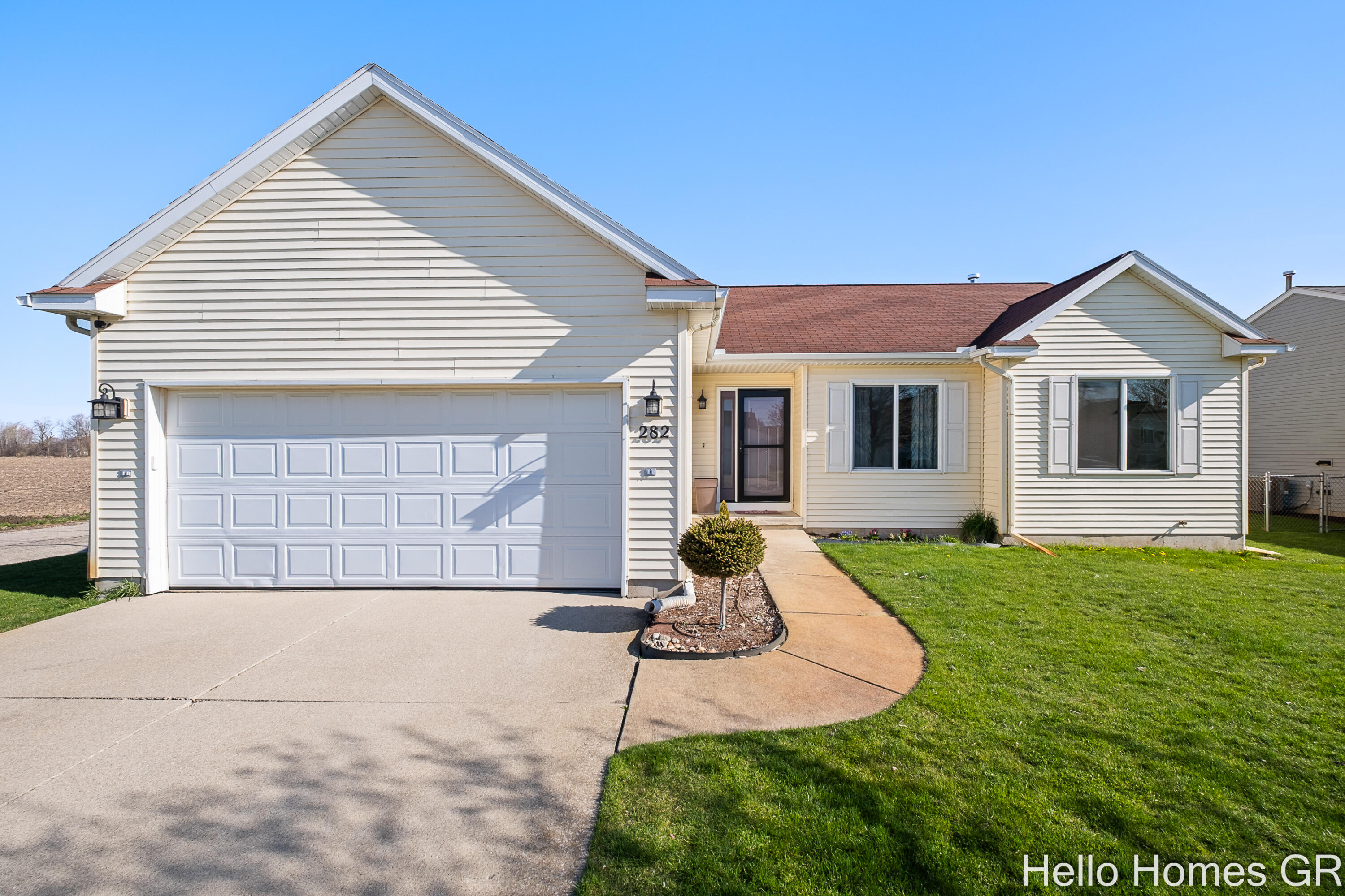 282 W Ferney Street Property Photo