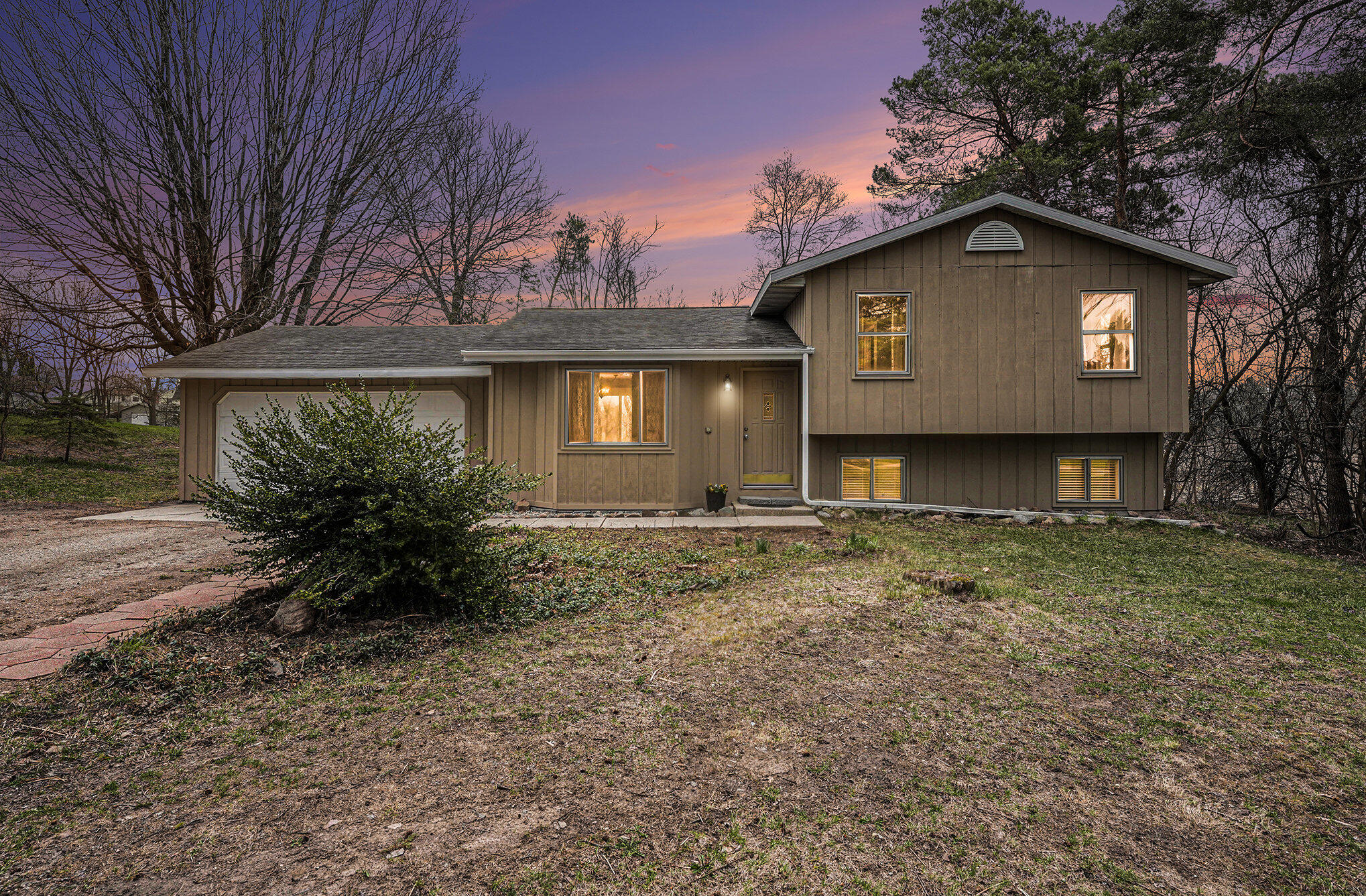339 Vine Street Property Photo