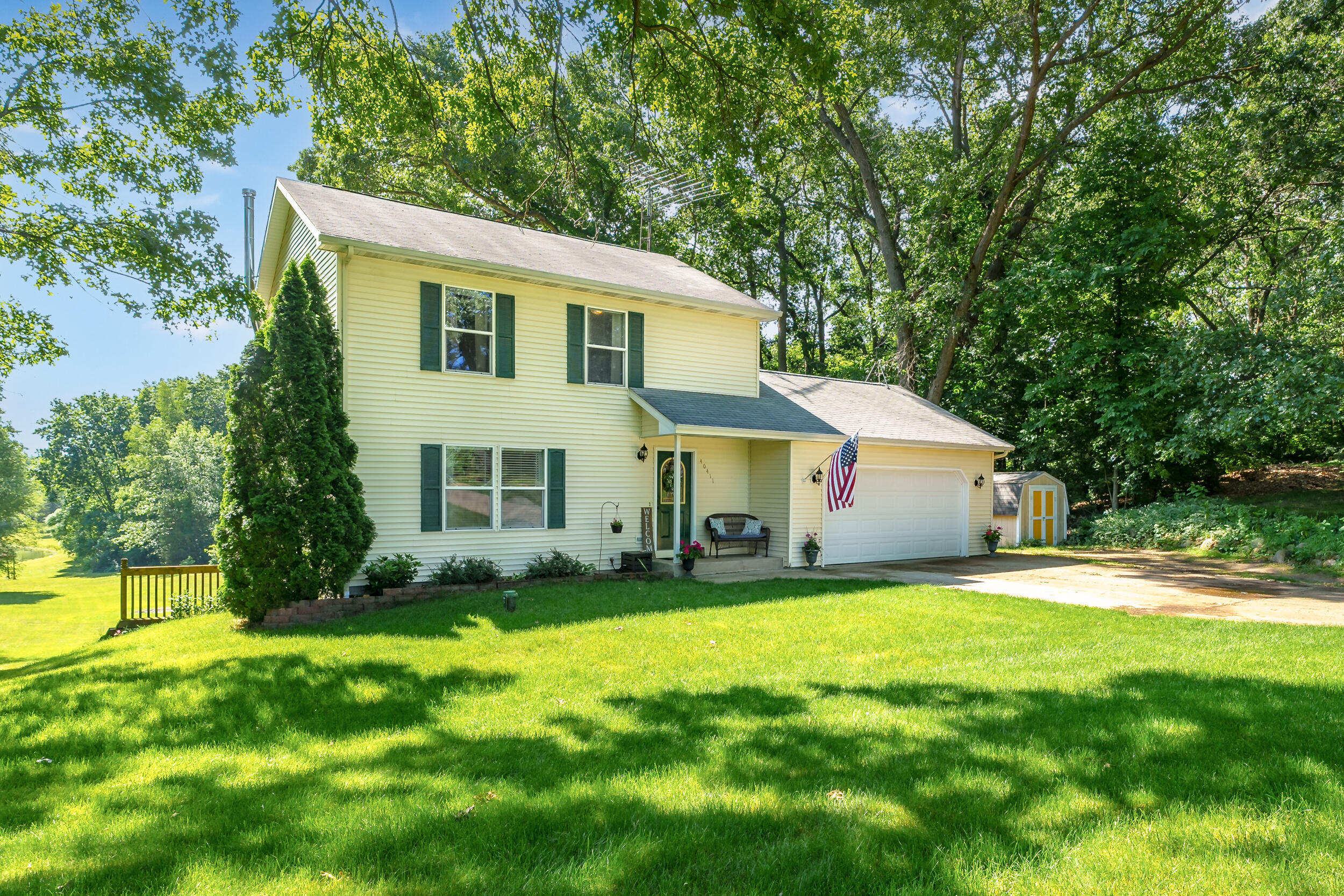 40411 Robin Street Property Photo