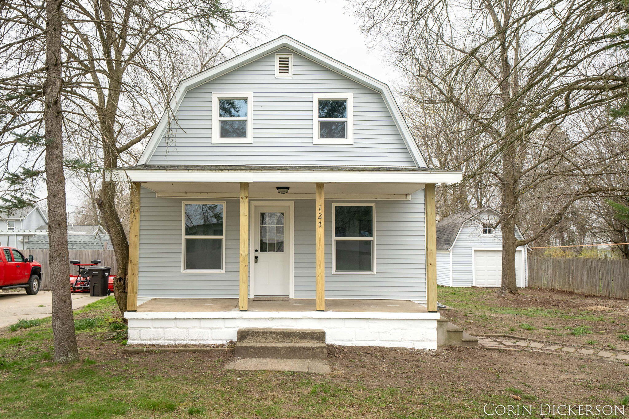 127 Ida Street Property Photo