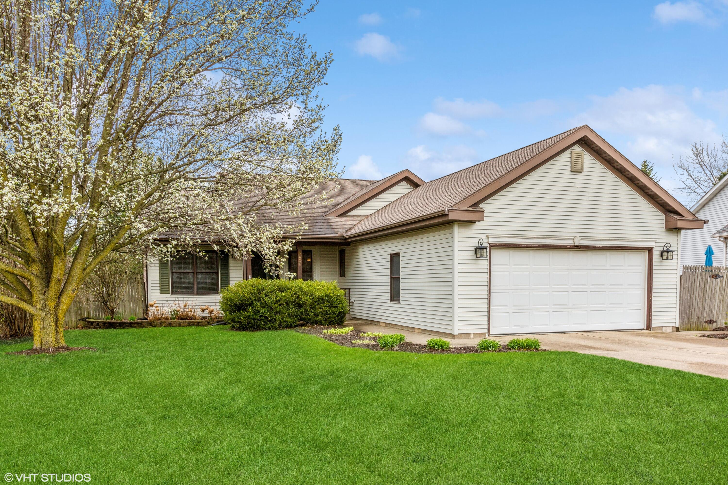 426 Symphony Circle Property Photo