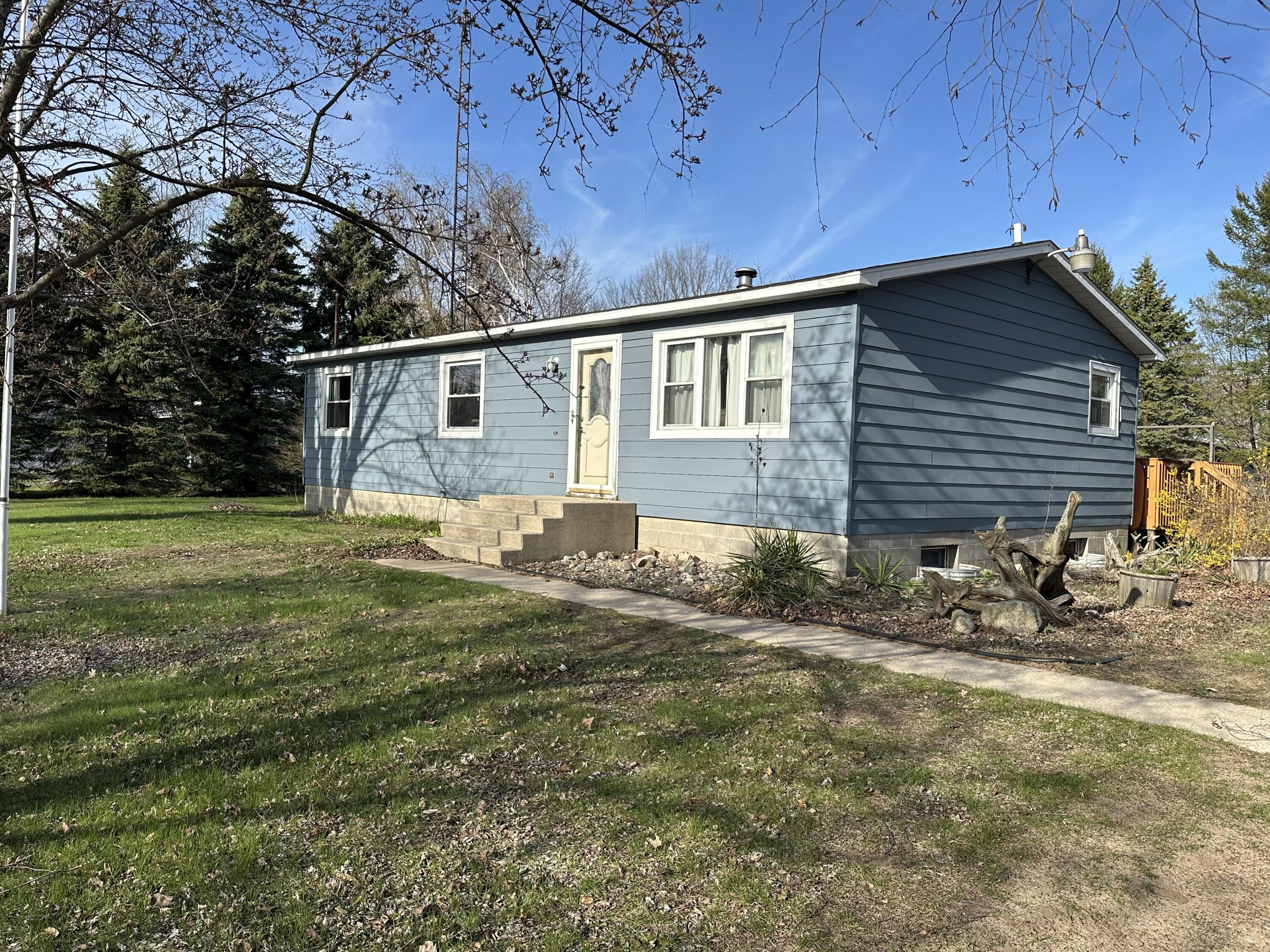 2080 N Mears Street Property Photo