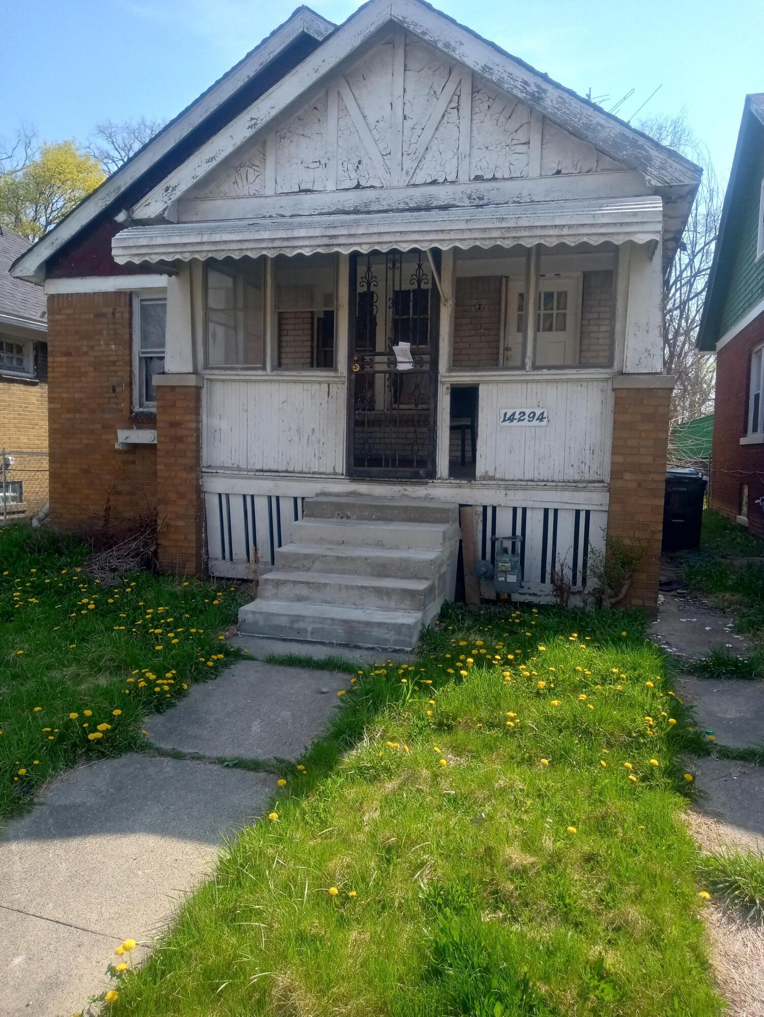 14294 Roselawn Property Photo 1