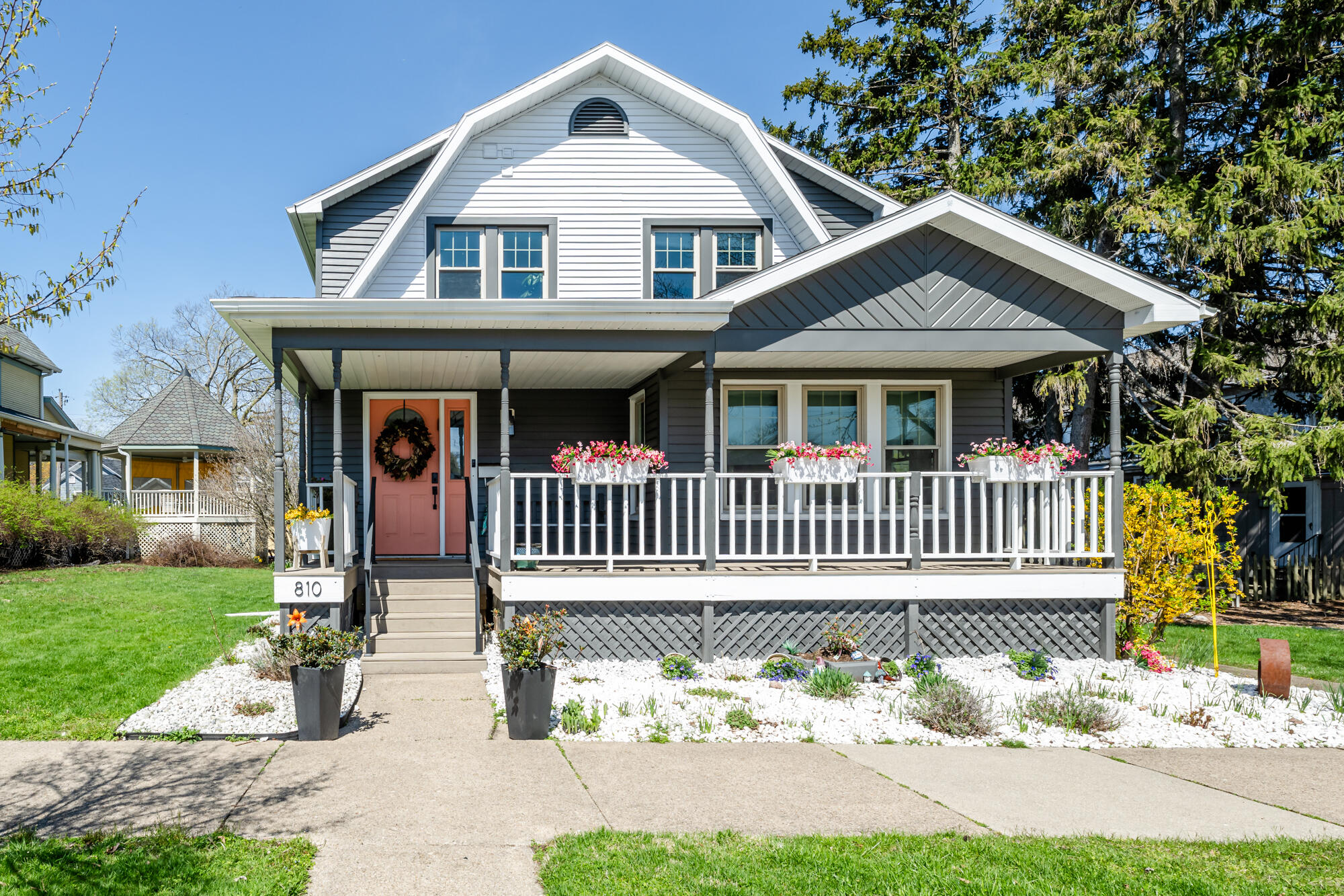810 State Street Property Photo