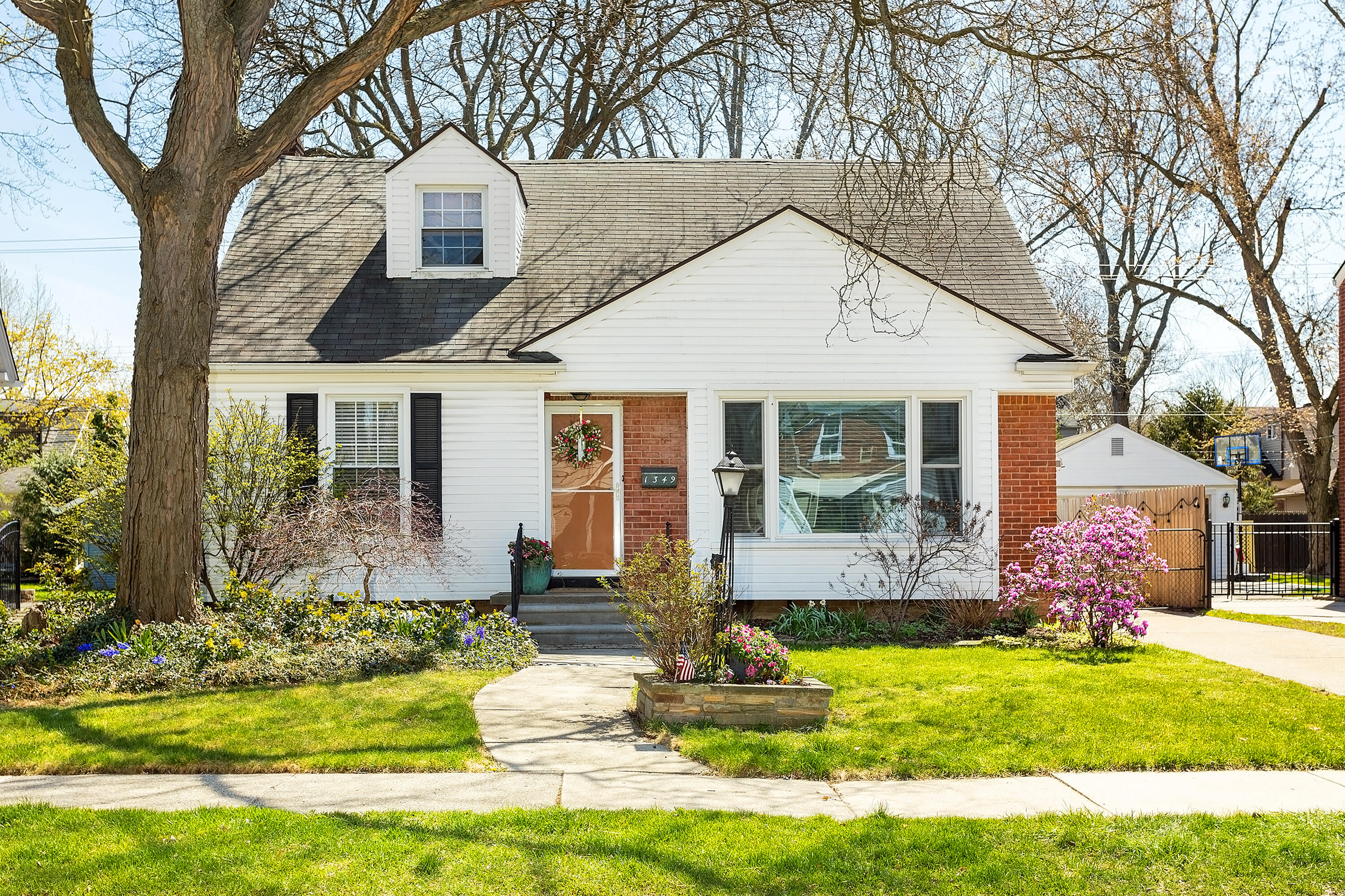 1349 Franklin Road Property Photo
