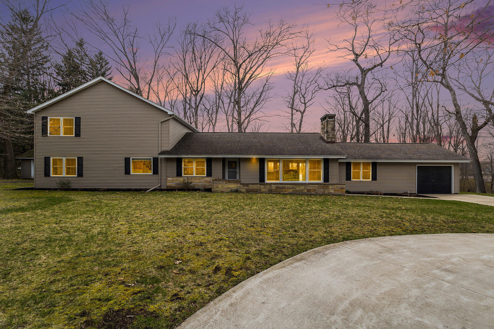 15842 Portage Road Property Photo