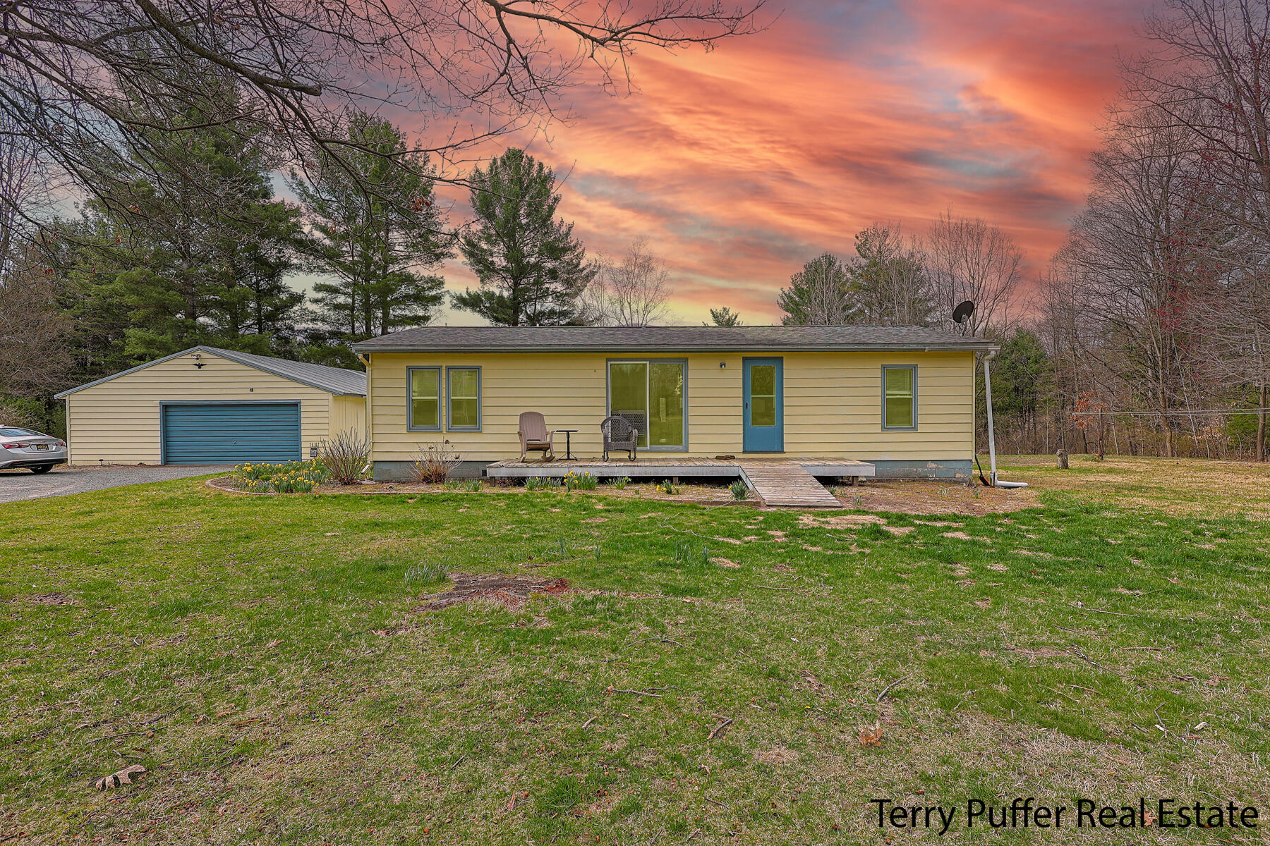 3345 W Madison Road Property Photo