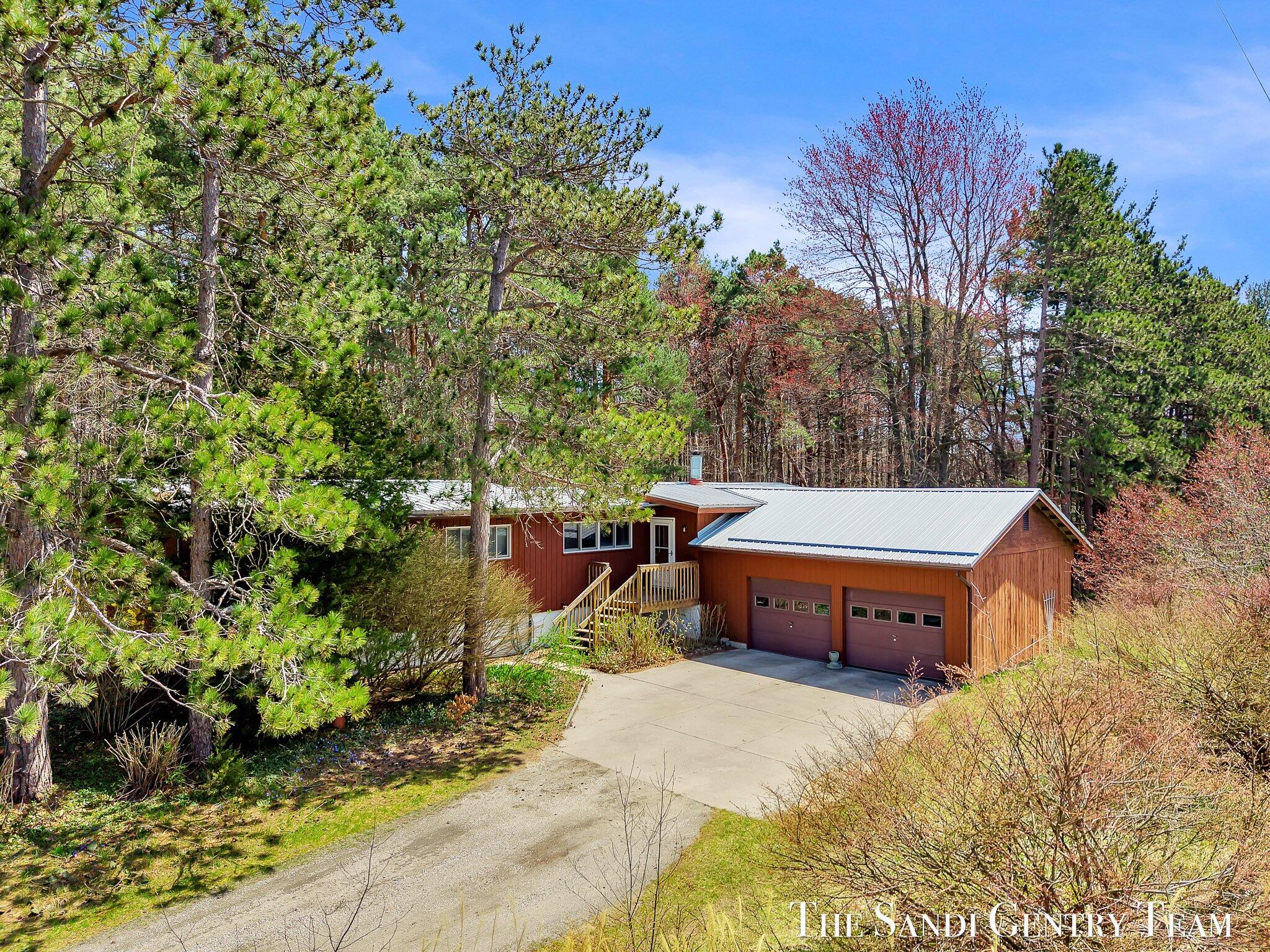 2981 E Sternberg Road Property Photo