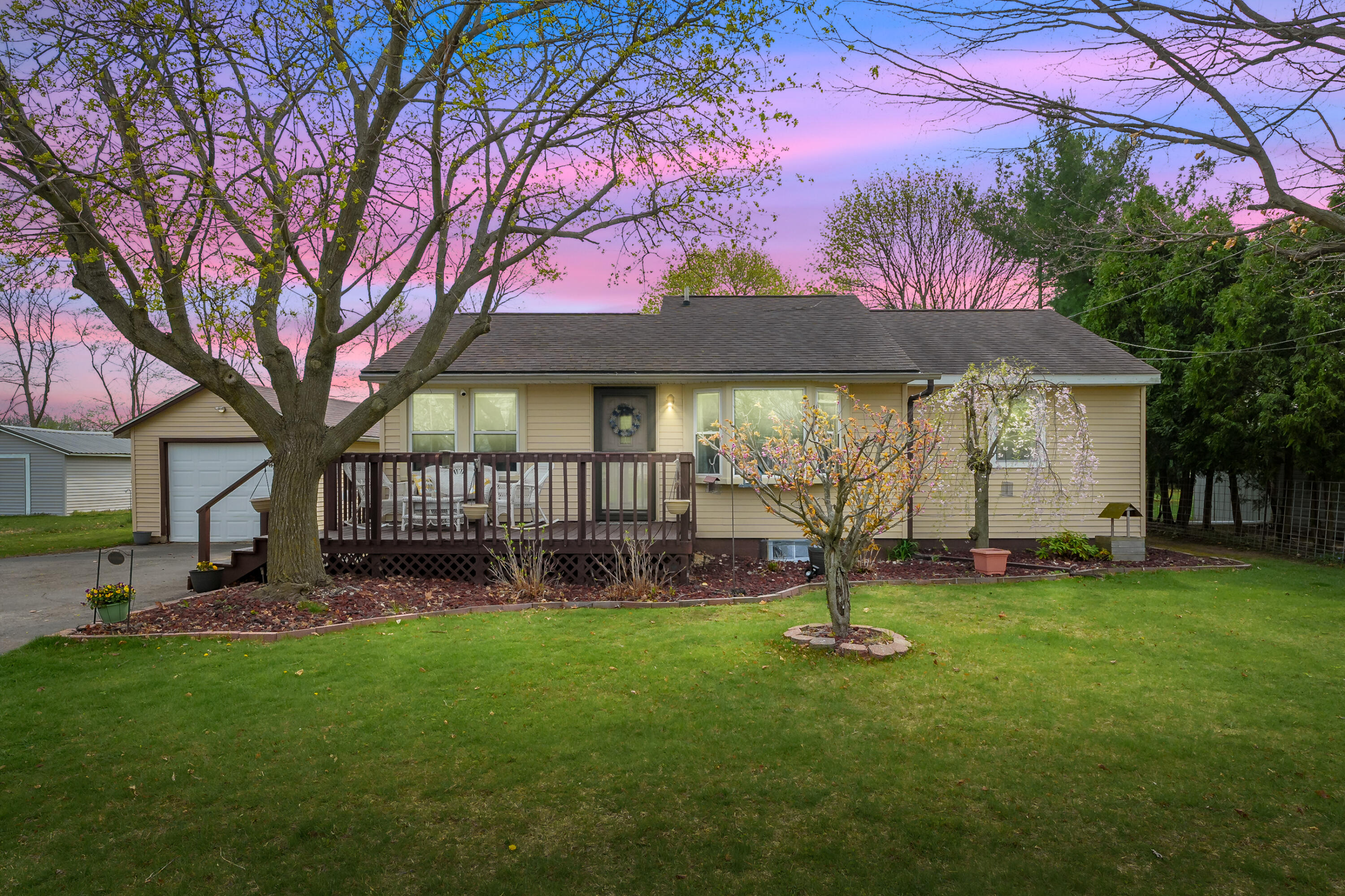 323 Nash Road Property Photo