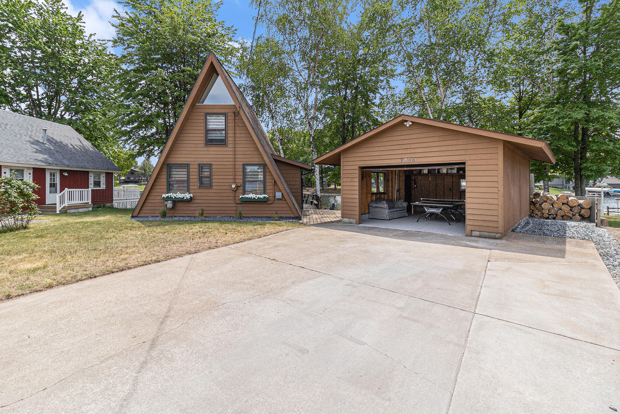 1755 White Birch Drive Property Photo