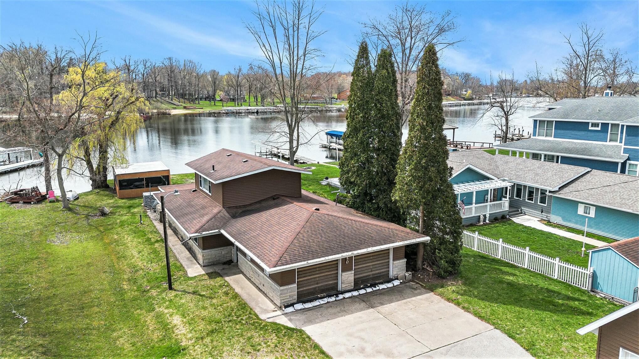 8750 Shore Drive Property Photo