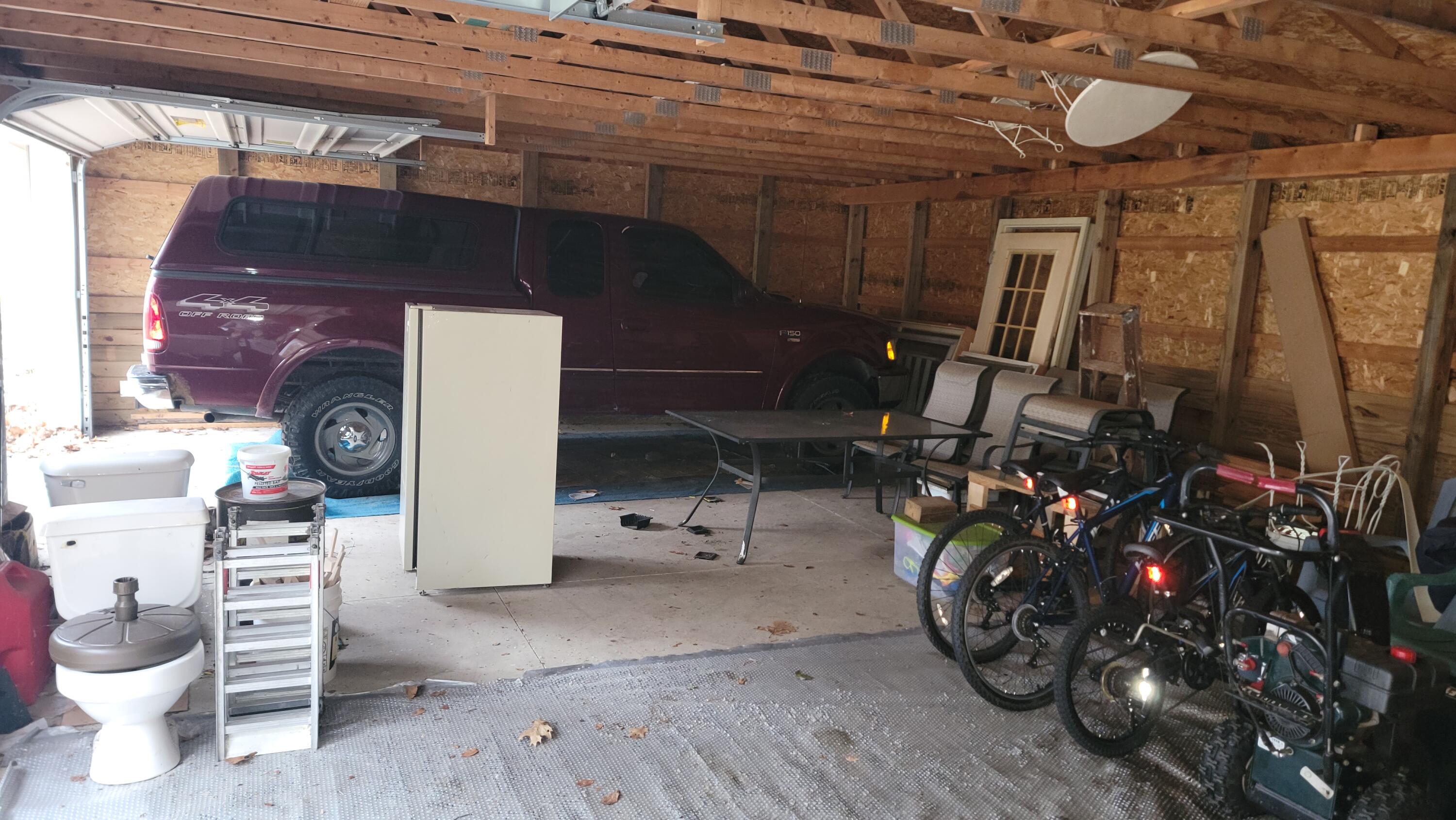 2180 Harwood Road Property Photo 6