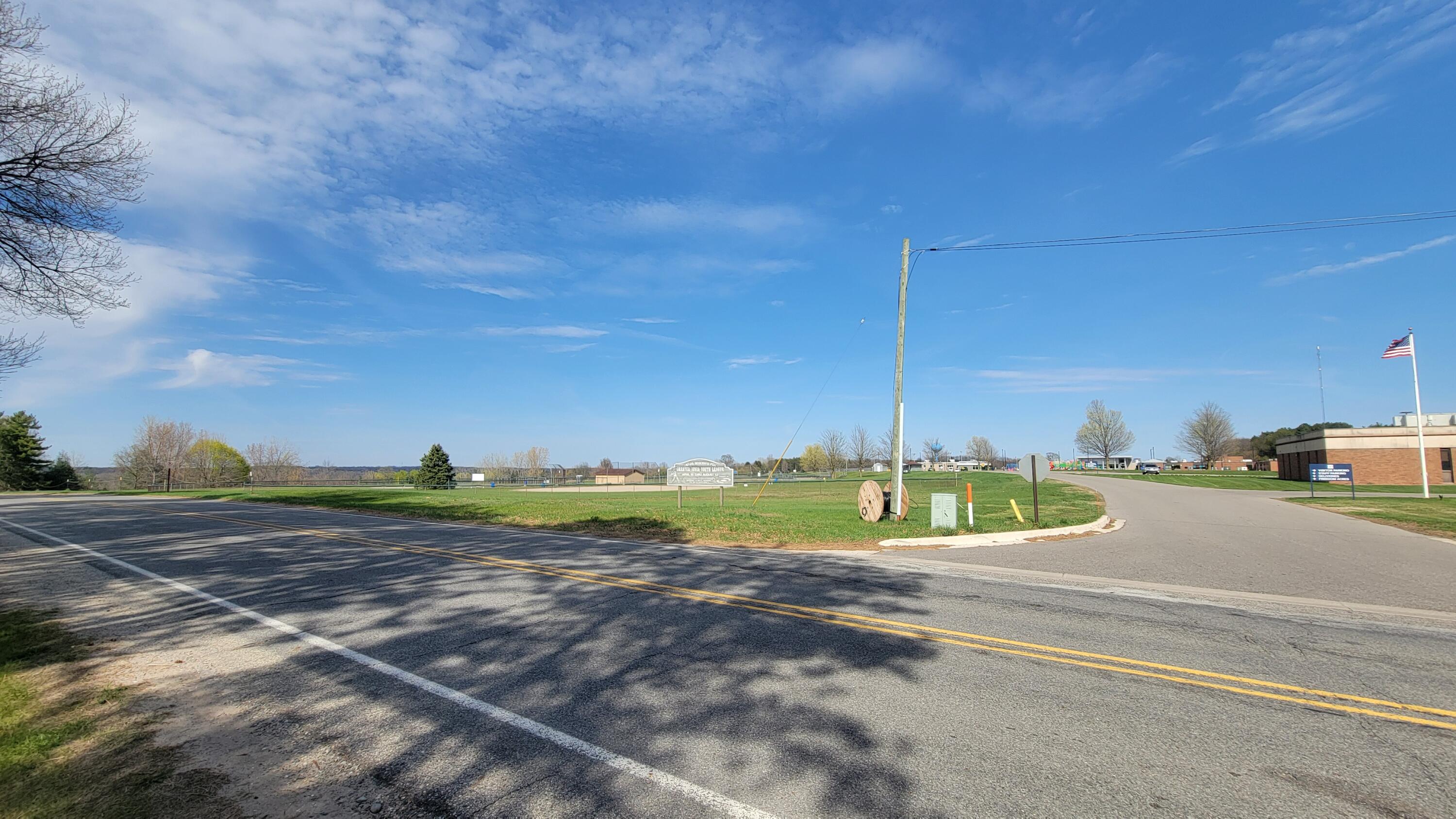 2180 Harwood Road Property Photo 10