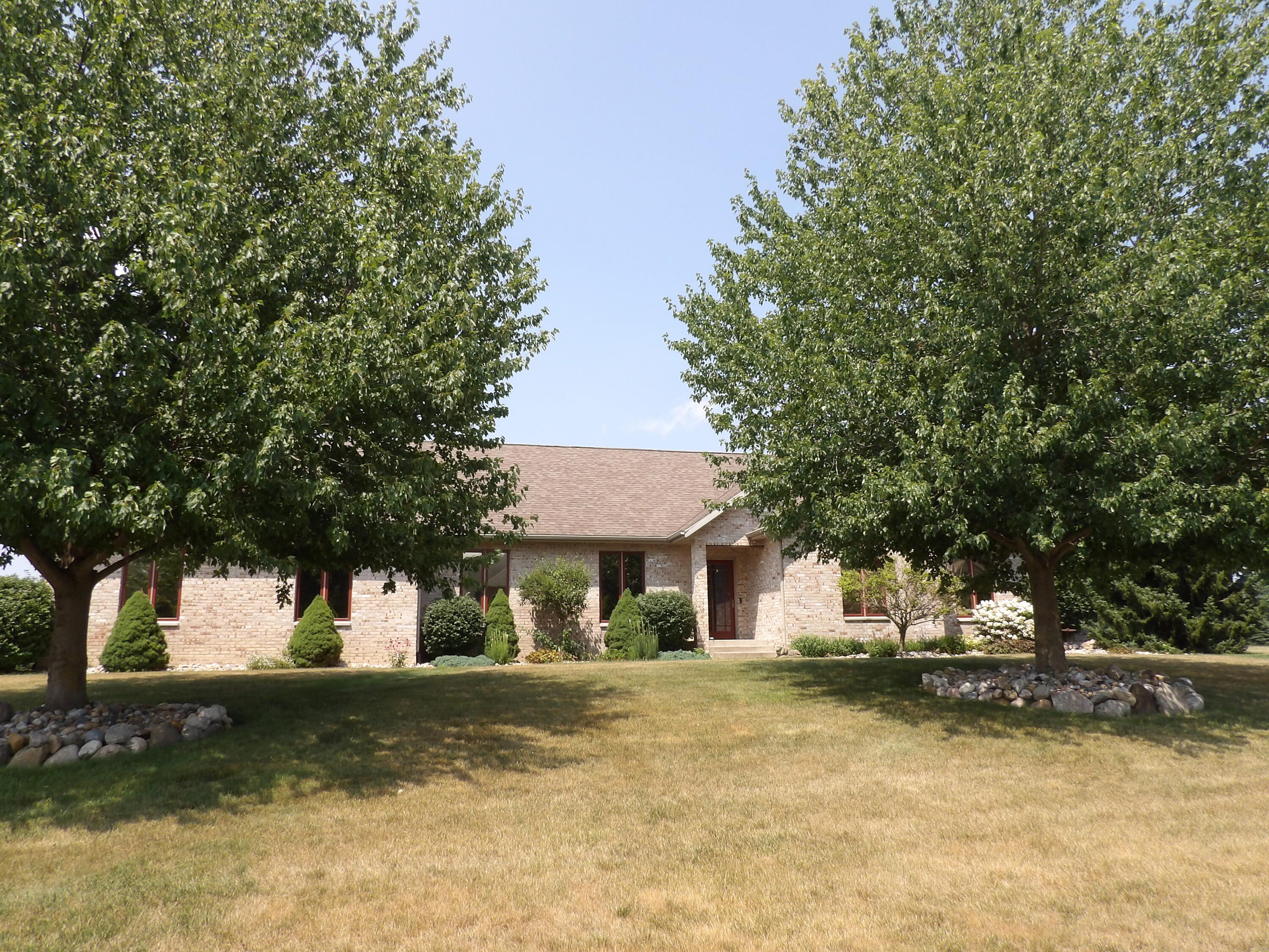 2776 W Hogan Drive