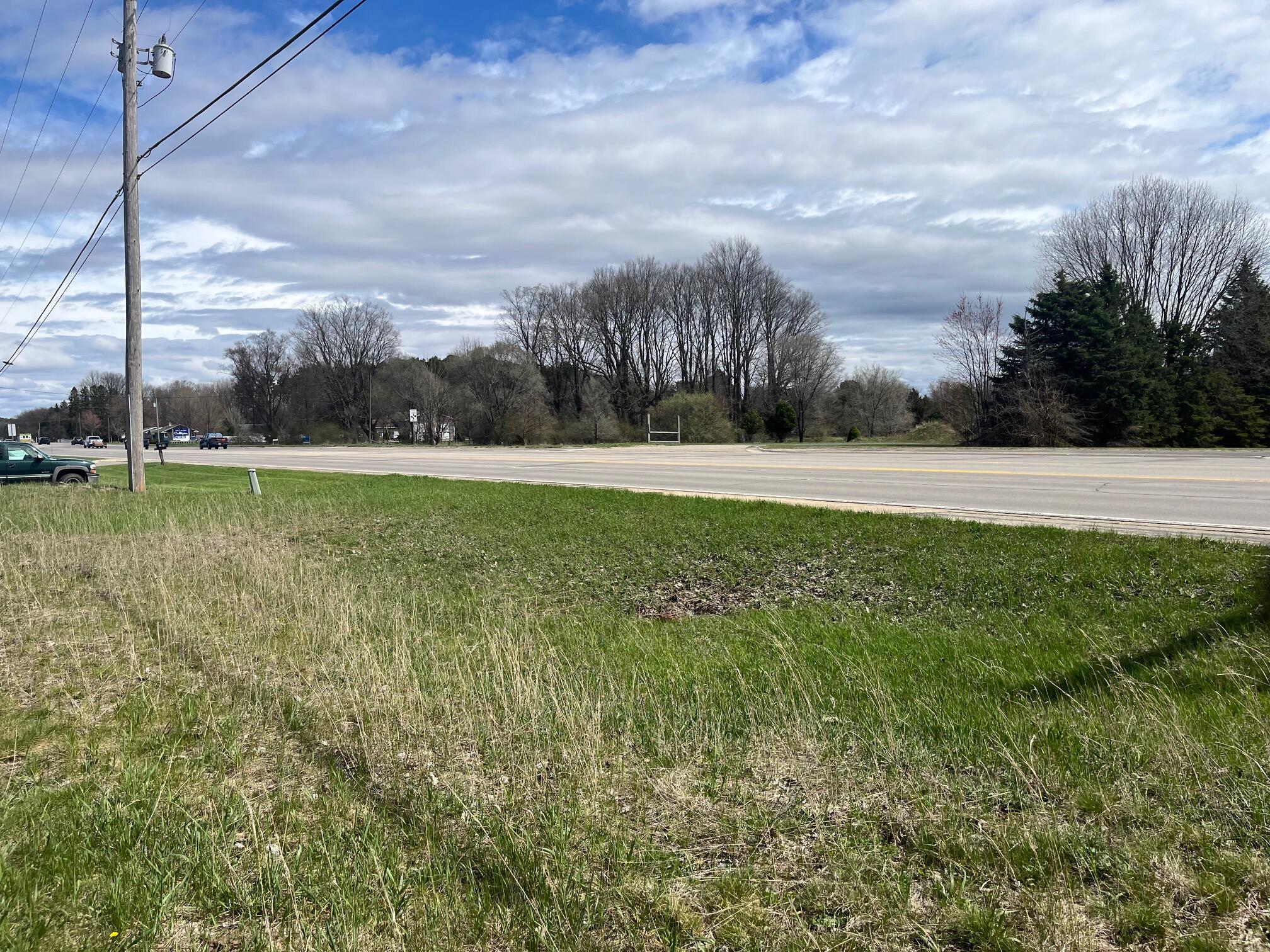 1892 W Us-10 Property Photo 3