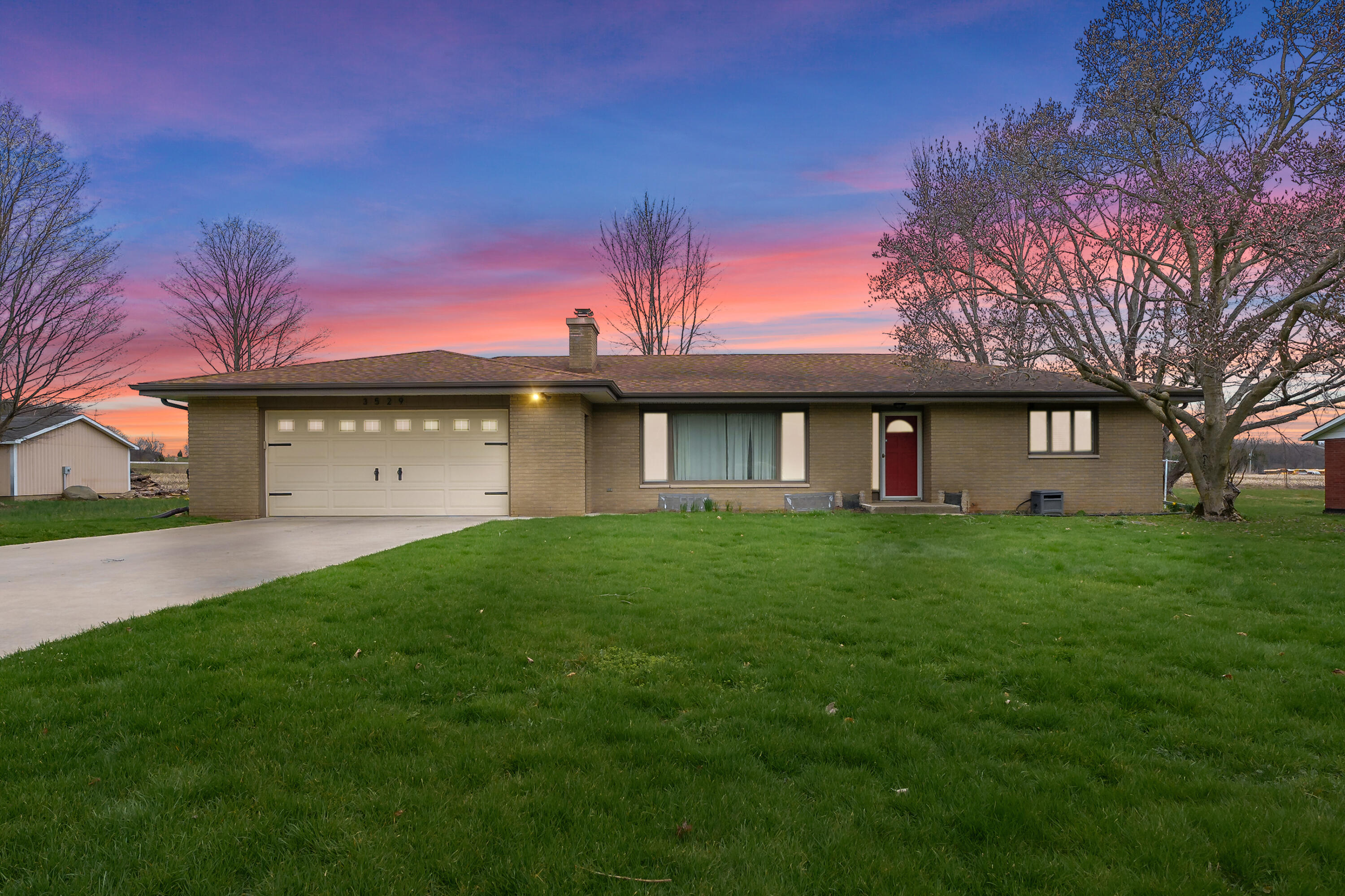 3529 E Lemon Creek Road Property Photo 1
