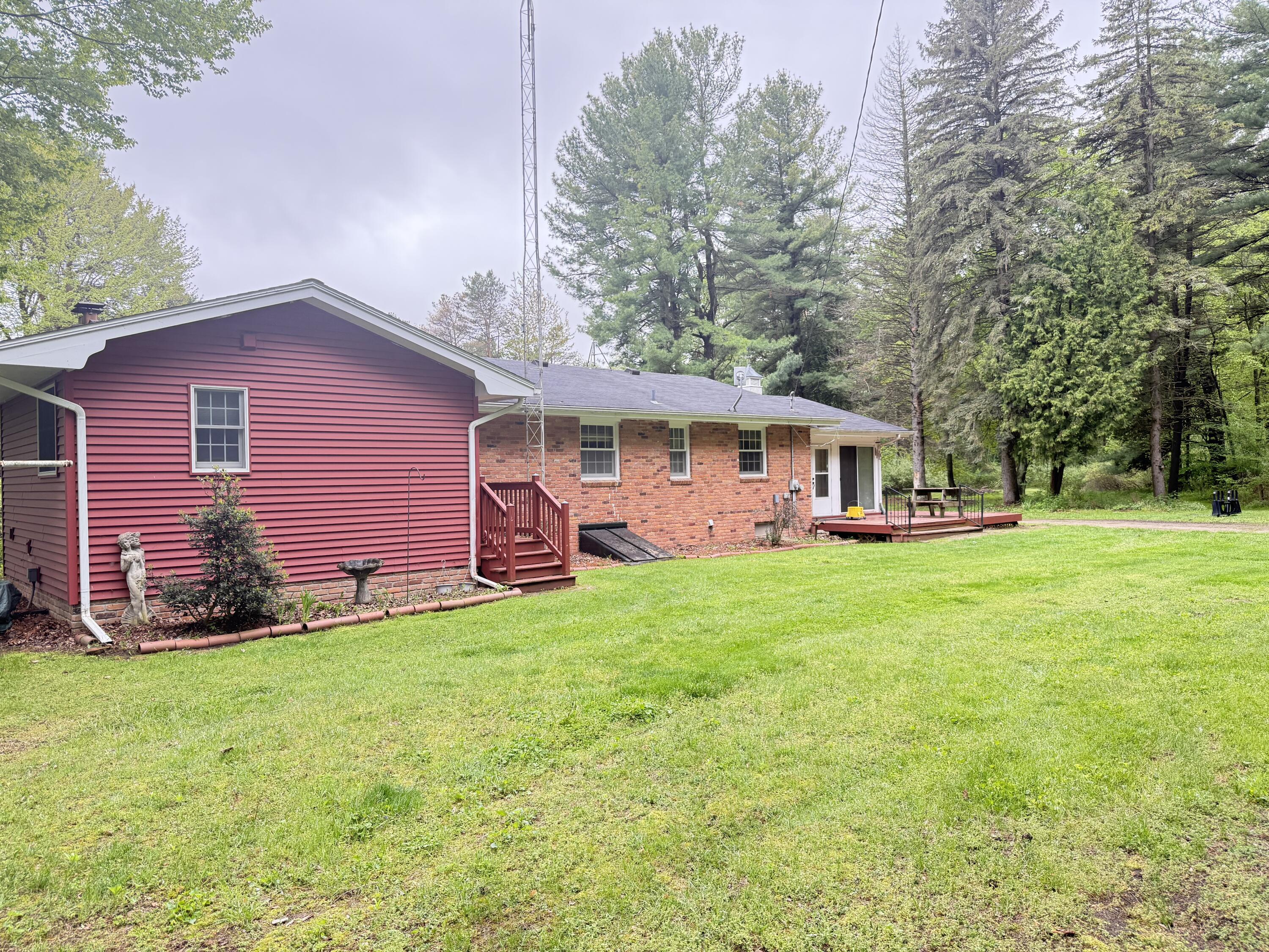 6411 Custer Road Property Photo 5