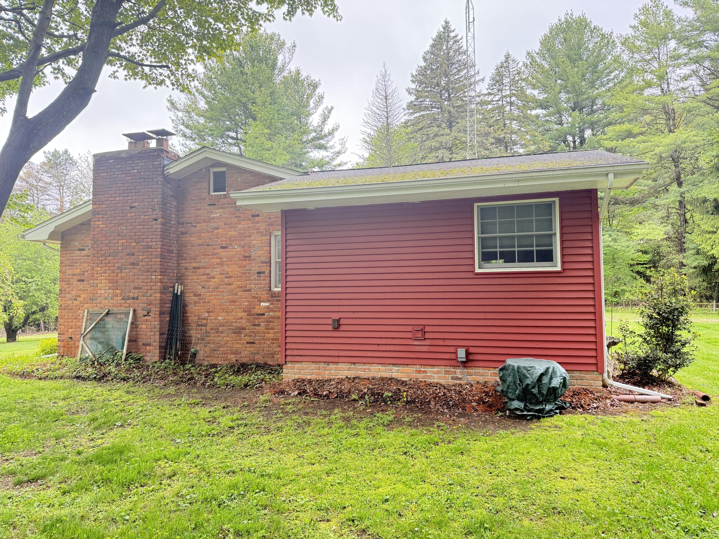 6411 Custer Road Property Photo 6