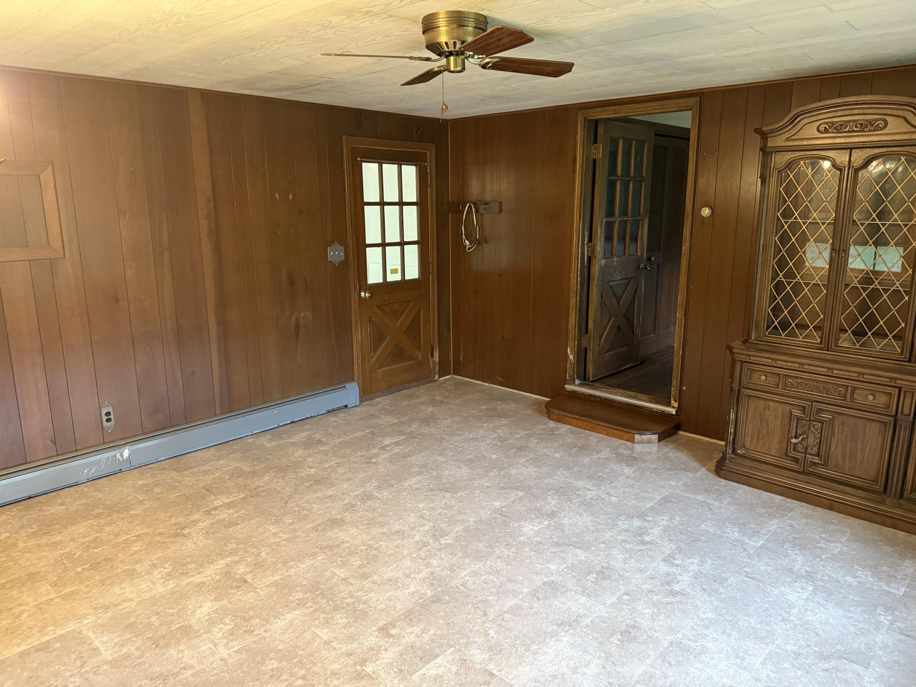 6411 Custer Road Property Photo 15