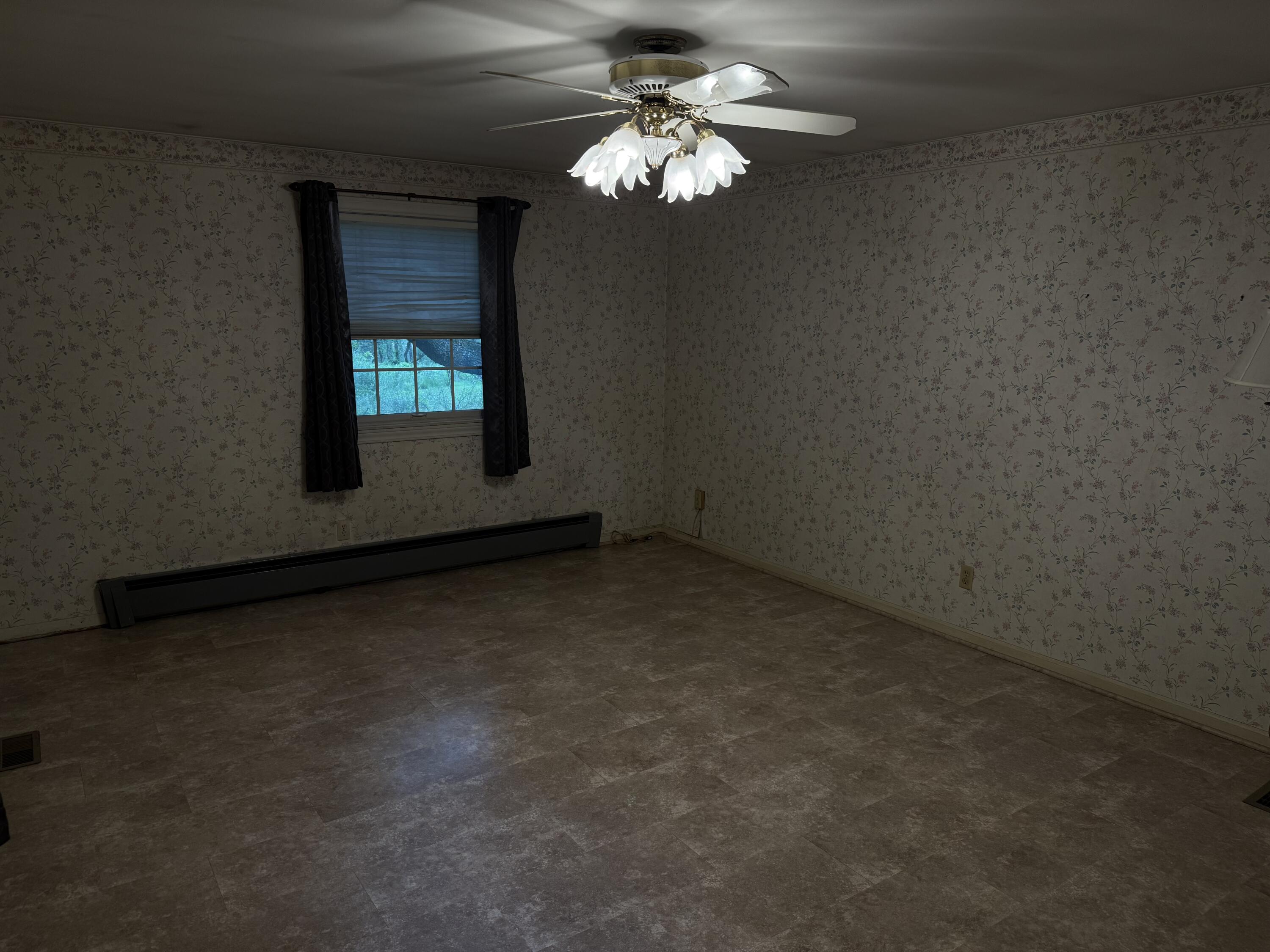 6411 Custer Road Property Photo 18