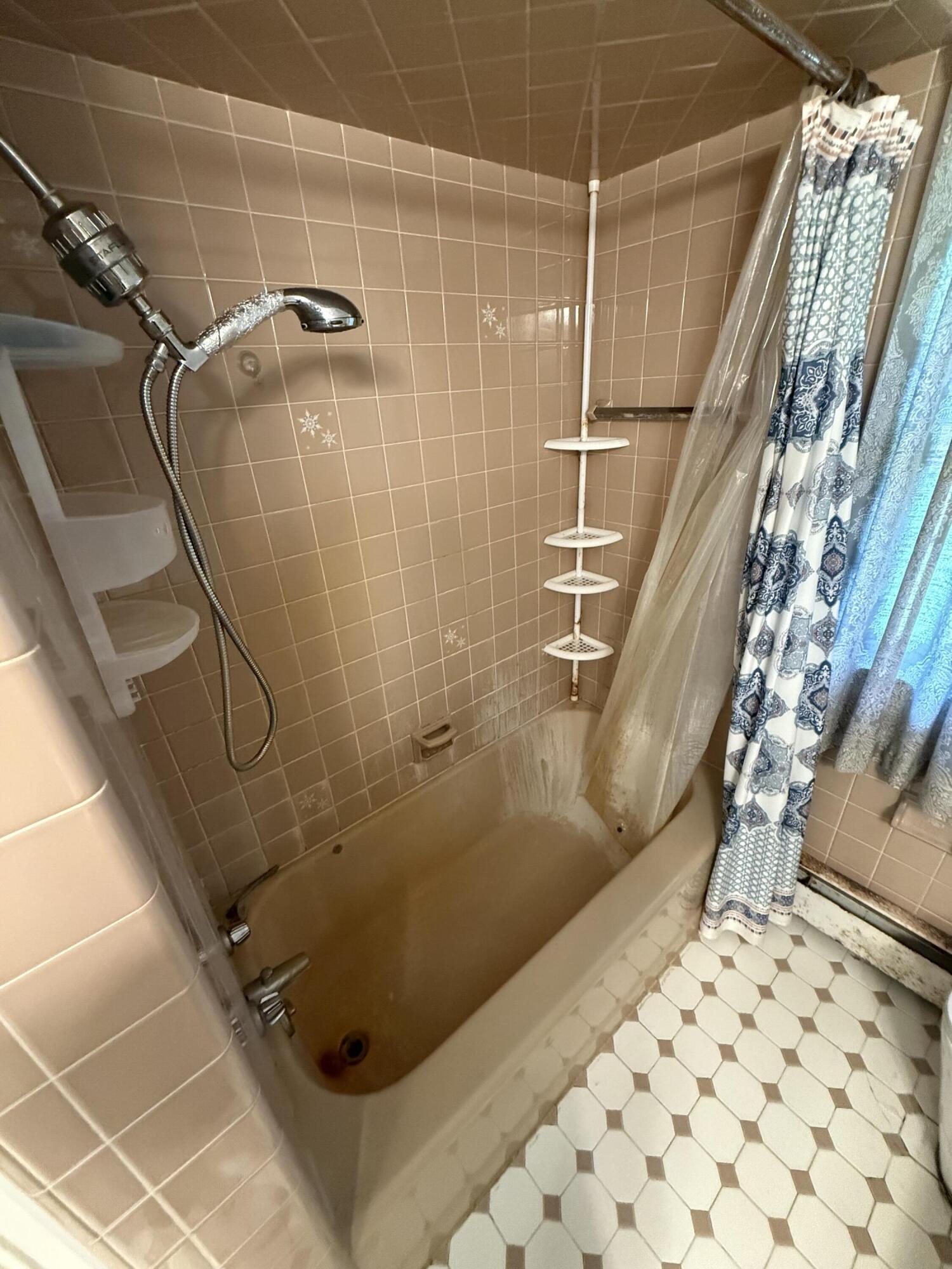 6411 Custer Road Property Photo 26