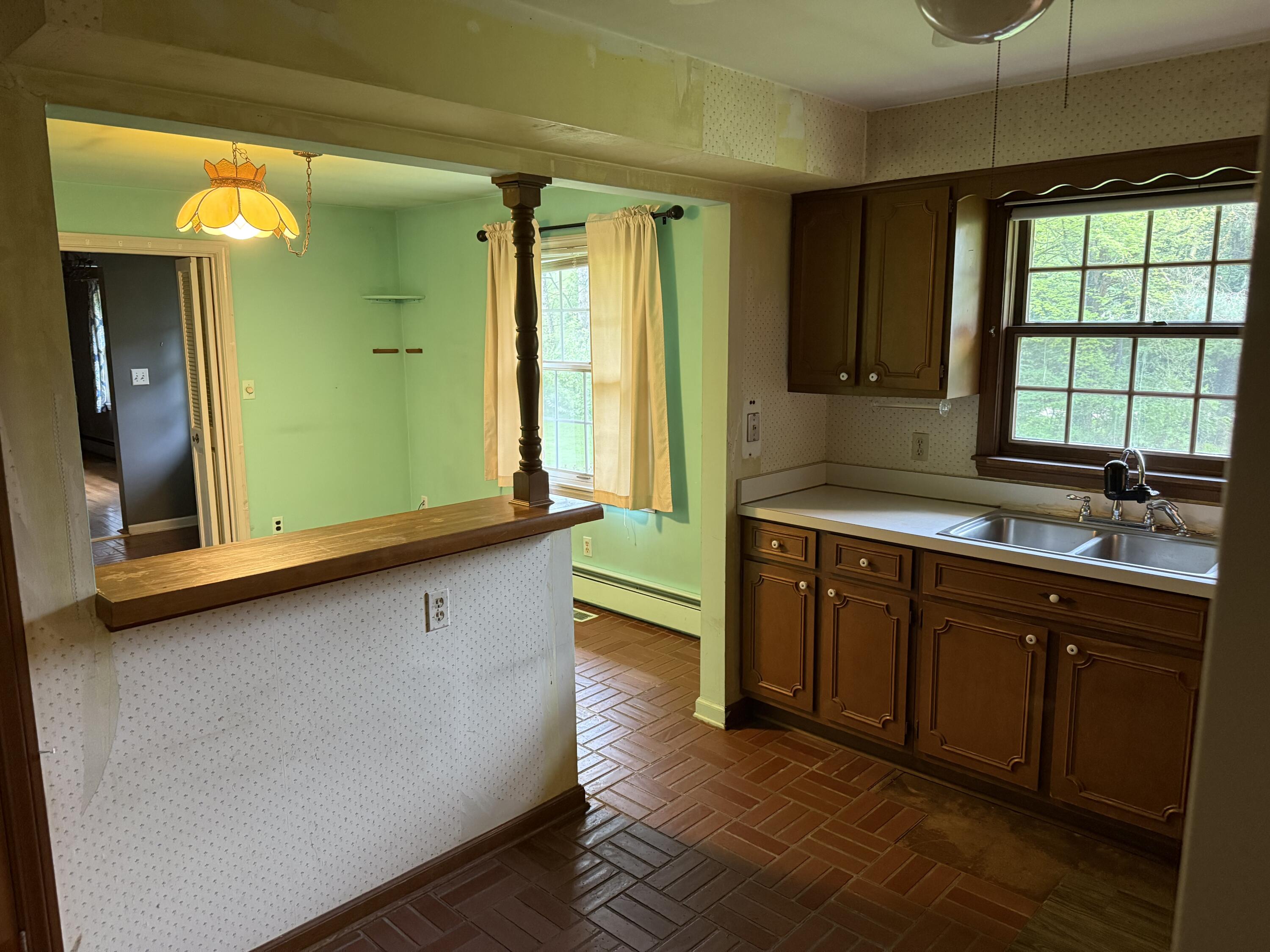 6411 Custer Road Property Photo 29