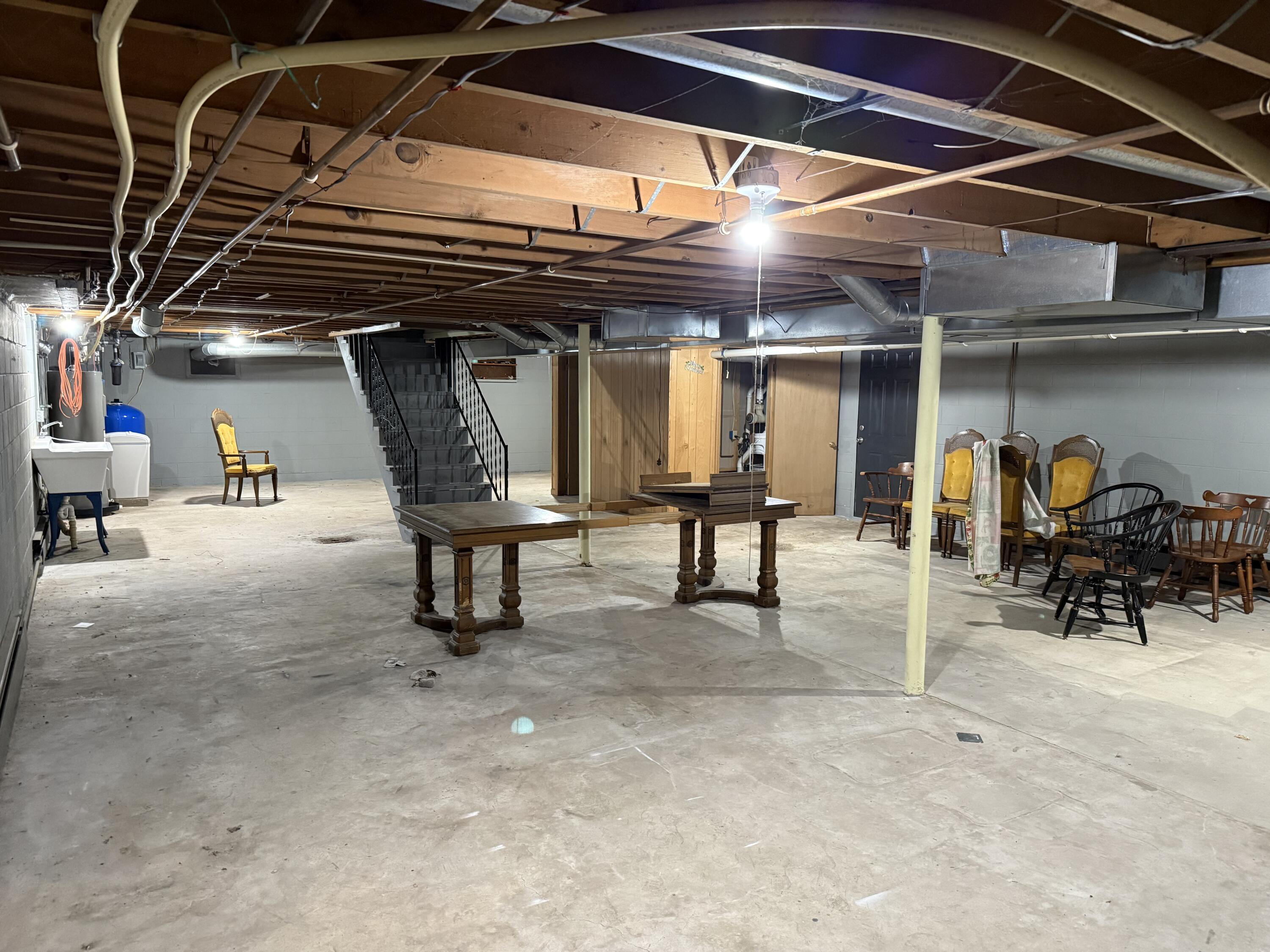 6411 Custer Road Property Photo 34