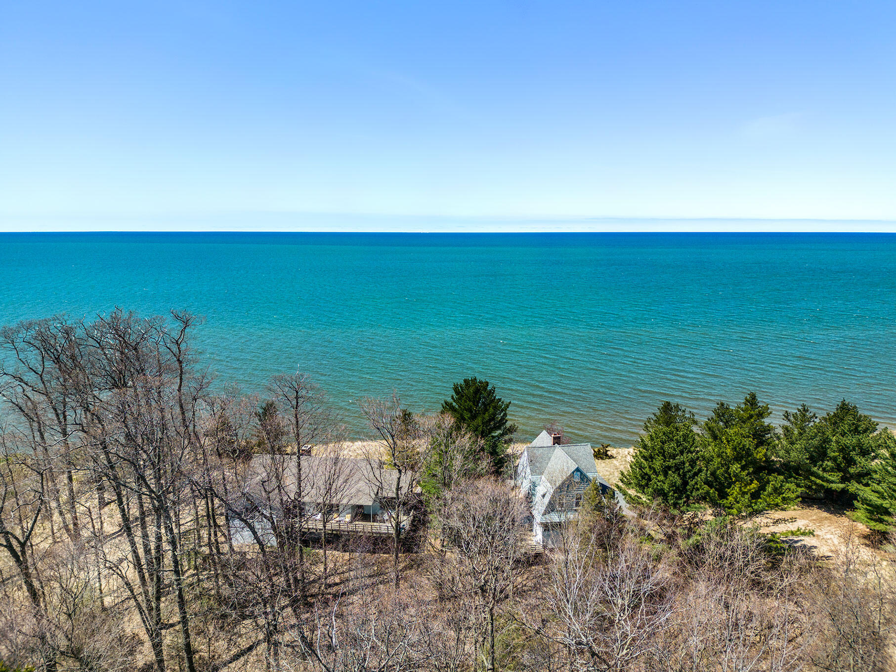 5393 N Scenic Drive Property Photo 1