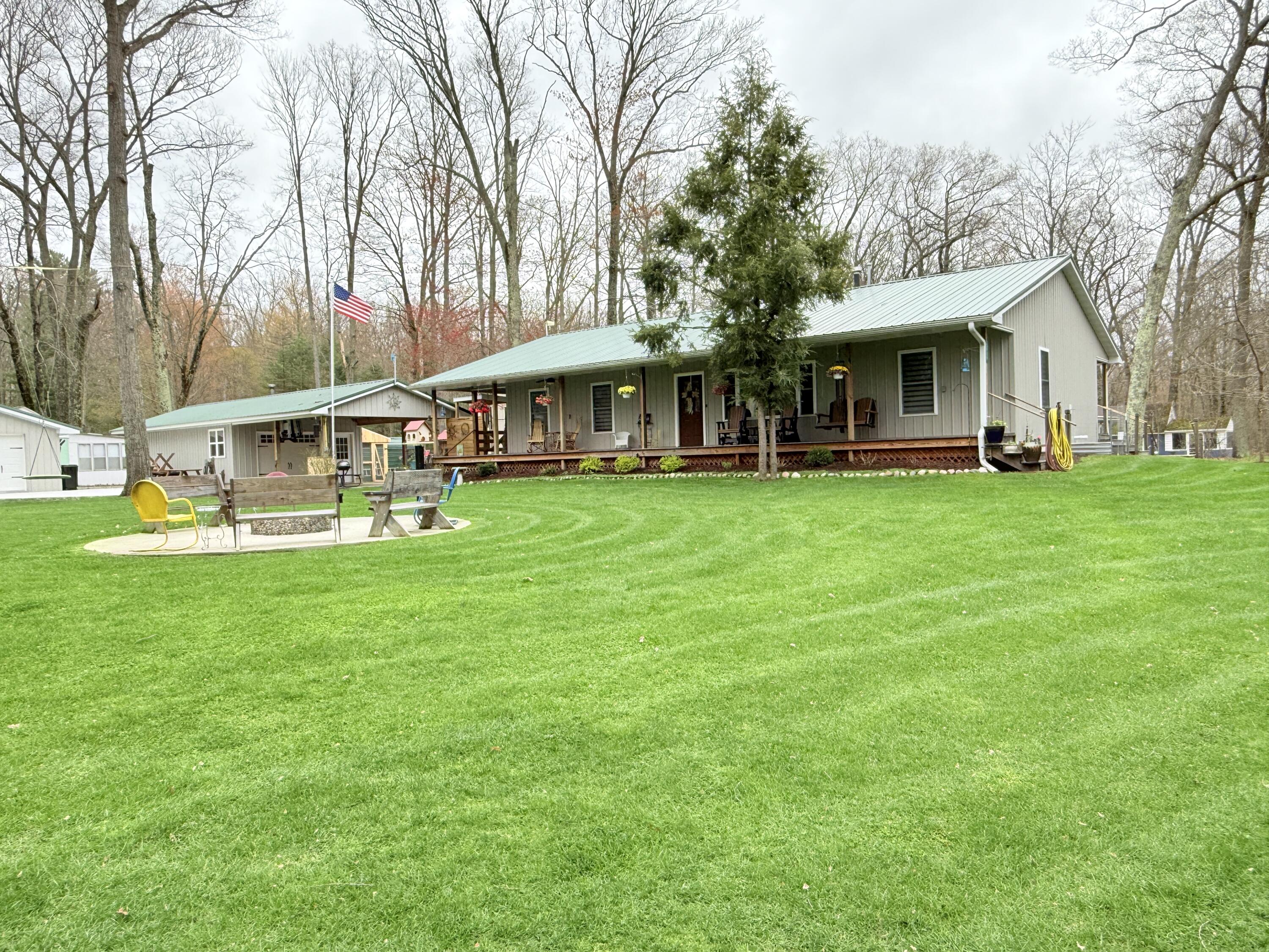 3909 W Pine Boulevard Property Photo 1