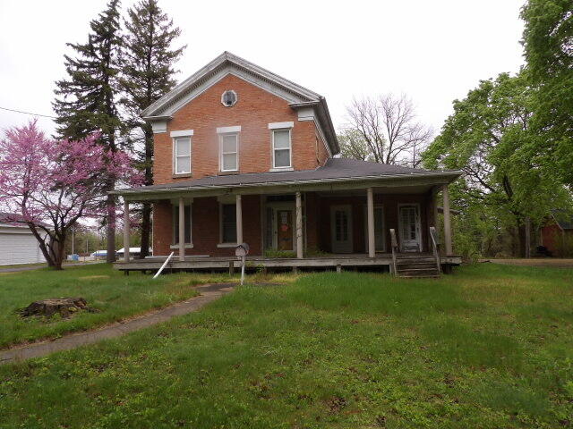 760 W Goguac Street W Property Photo 1