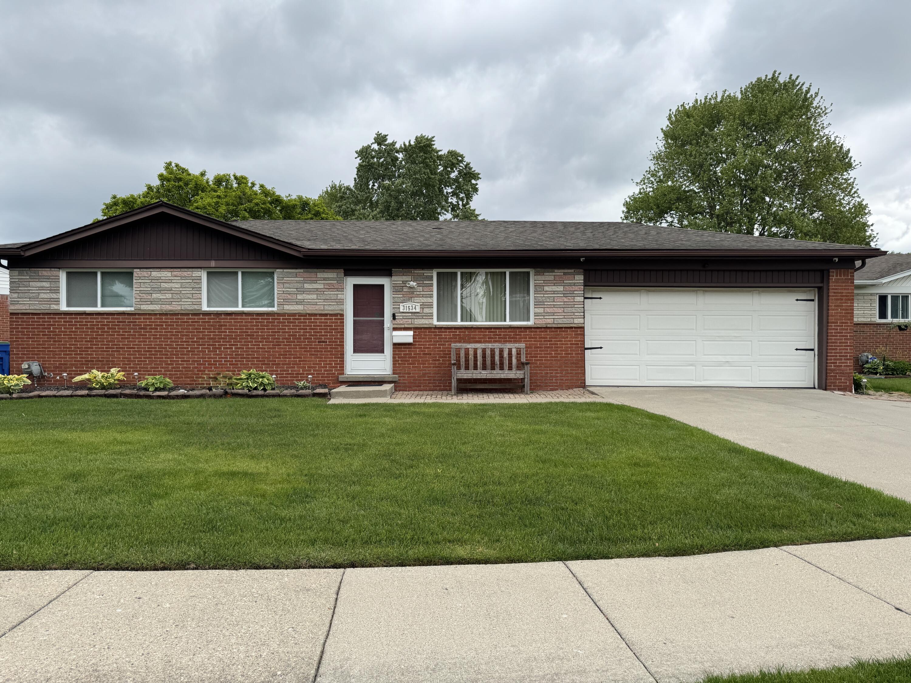 31534 Stricker Drive Property Photo