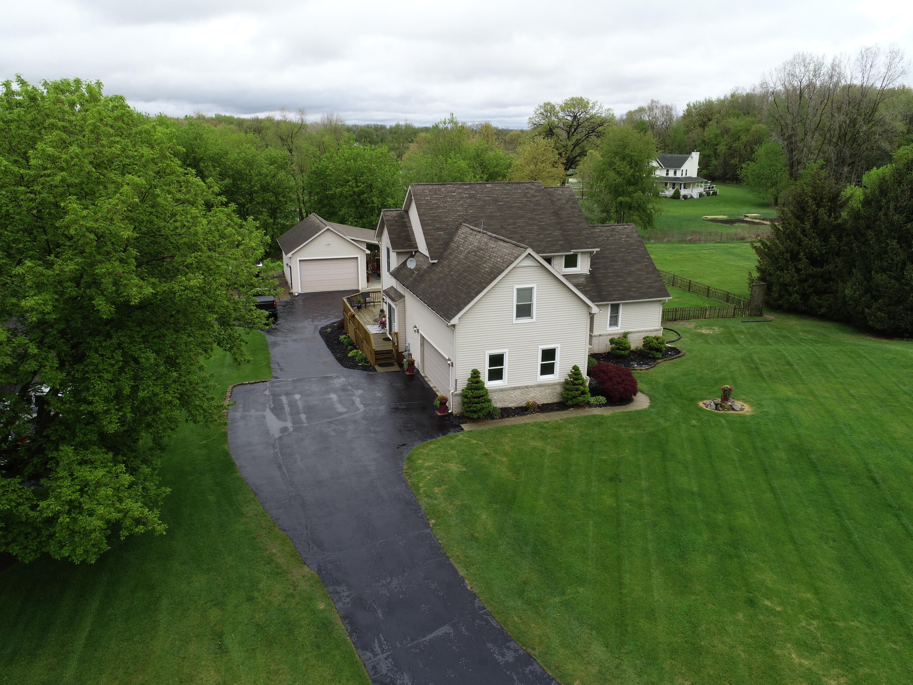 9888 Fountain Lane Property Photo