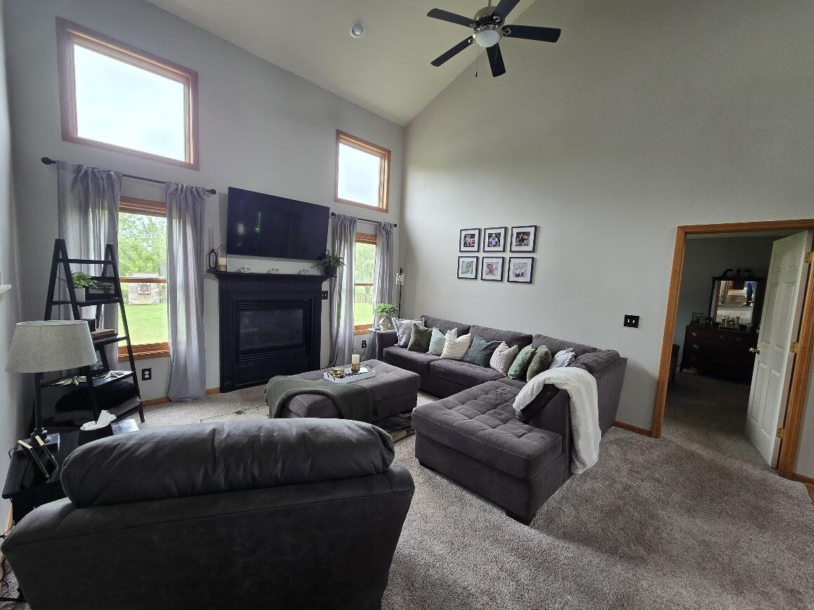 9888 Fountain Lane Property Photo 6