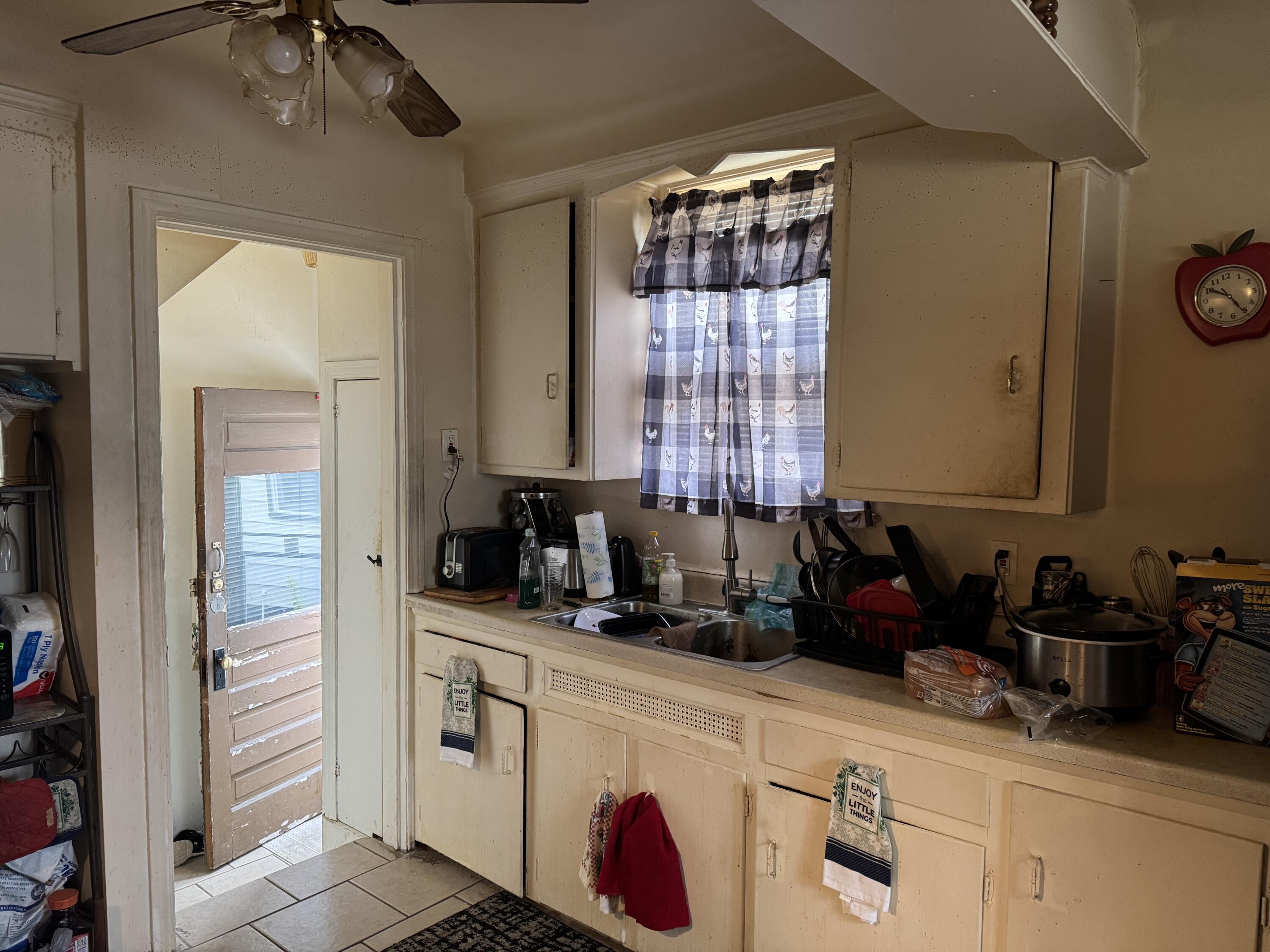 16044 Fairmount Drive Property Photo 2