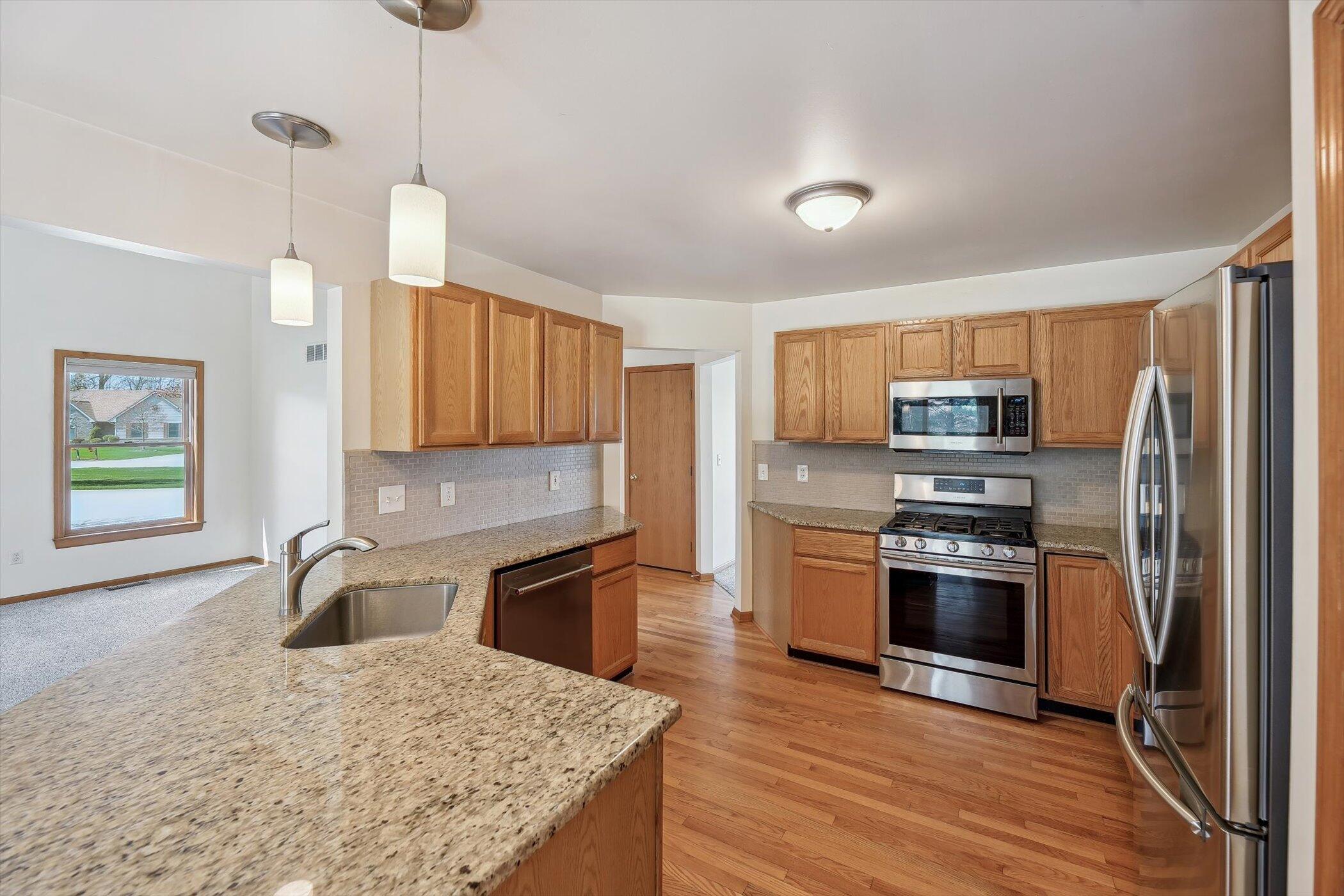 13732 Monarch Drive Property Photo 6