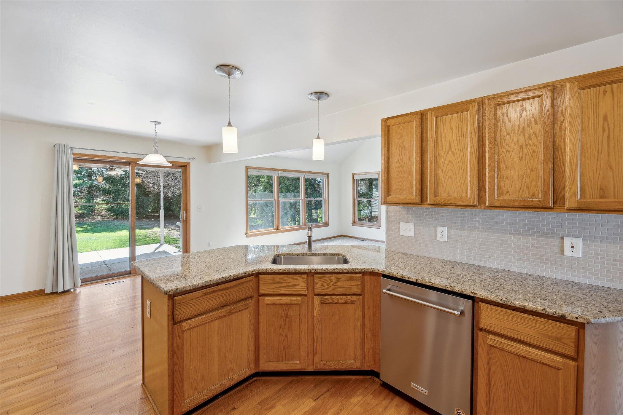 13732 Monarch Drive Property Photo 9
