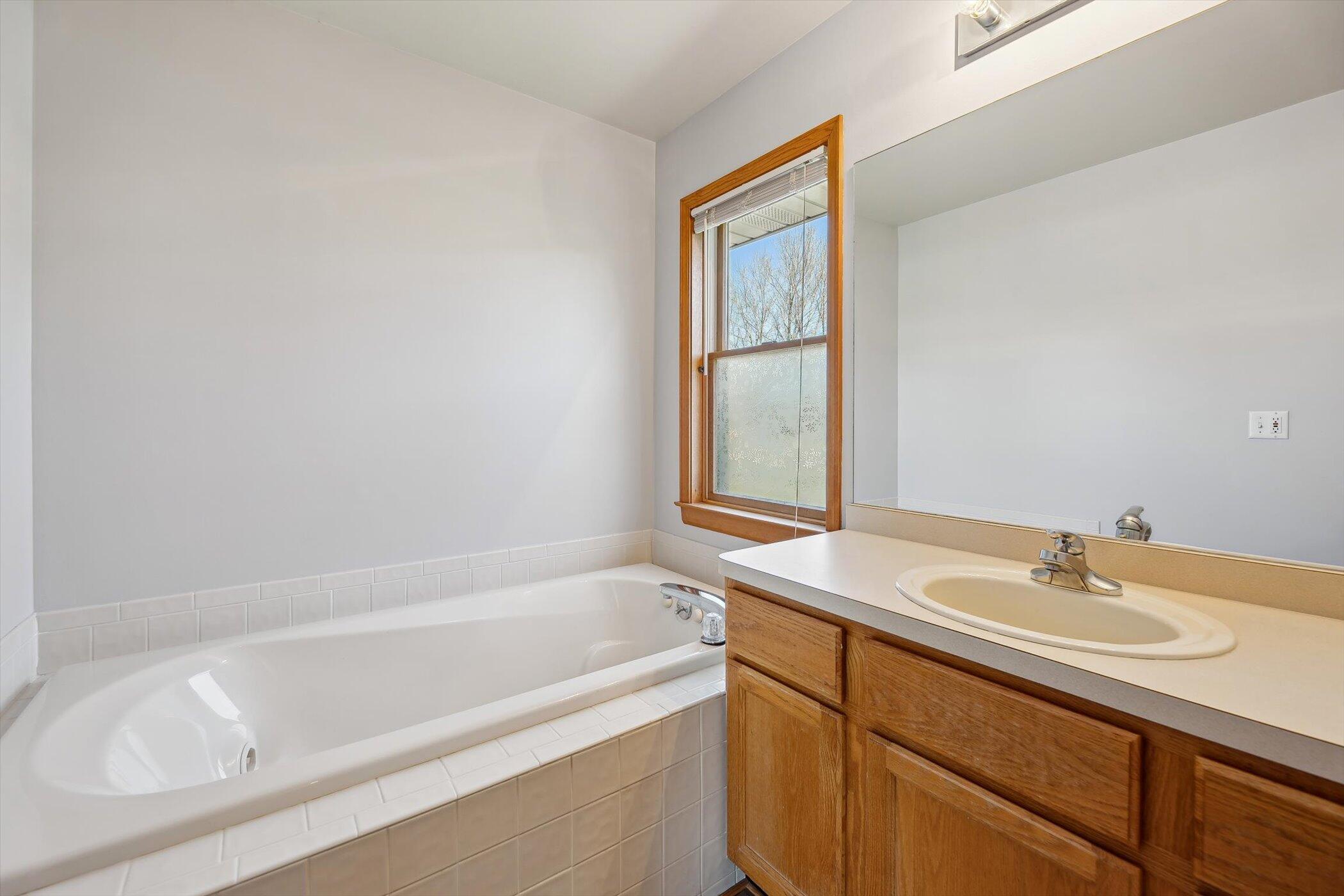 13732 Monarch Drive Property Photo 18