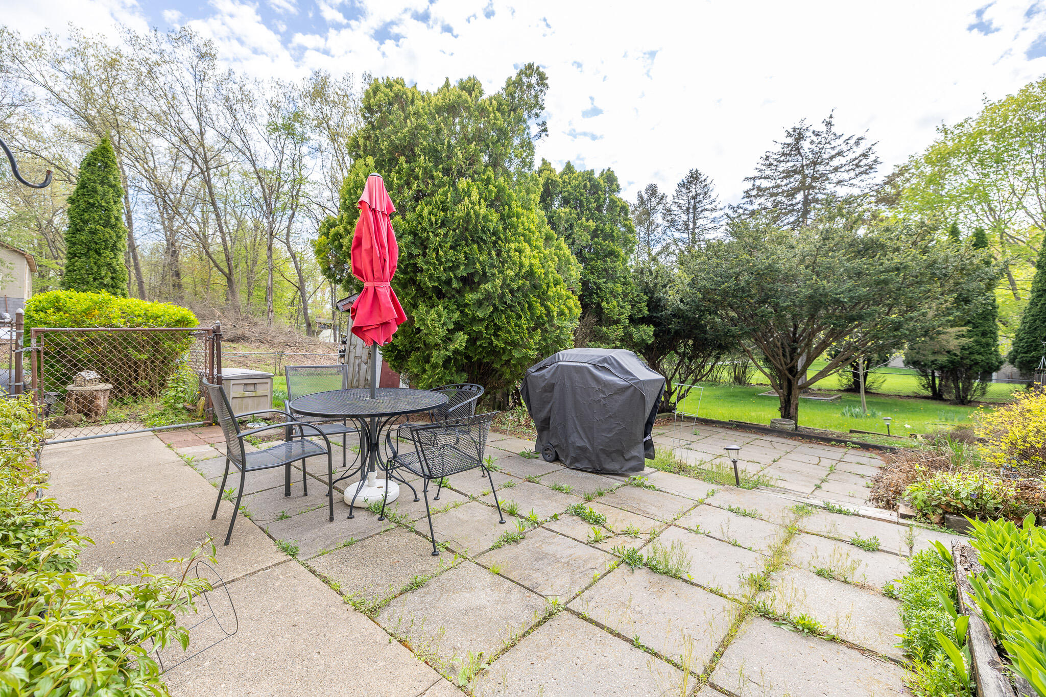 11926 Neil Street Property Photo 26