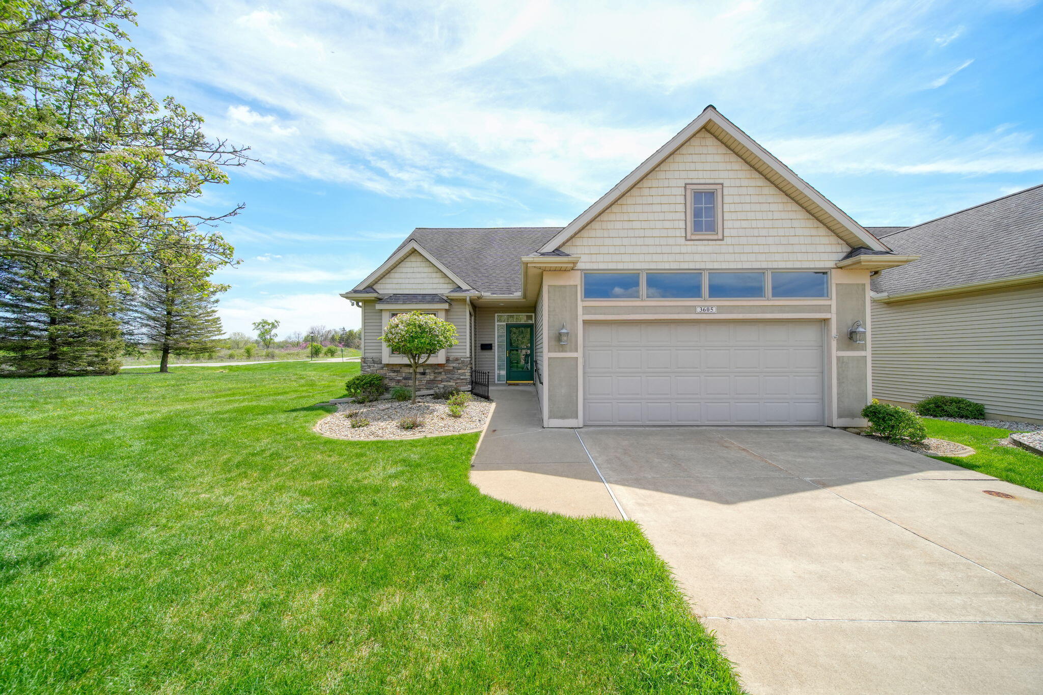 3605 Terrace Hills Lane Property Photo 3