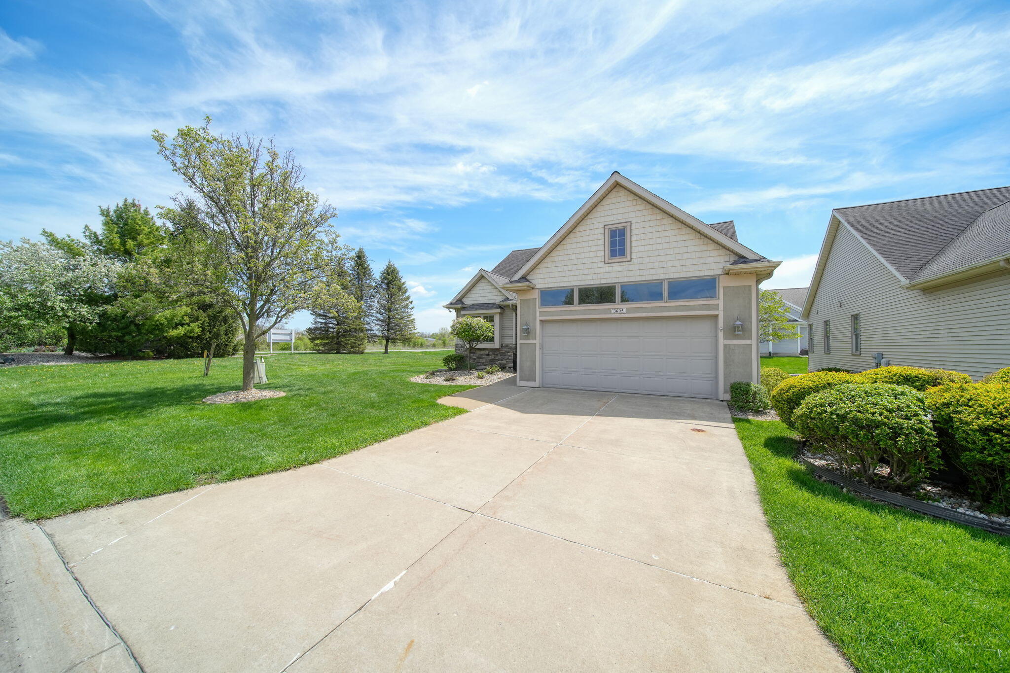 3605 Terrace Hills Lane Property Photo 5