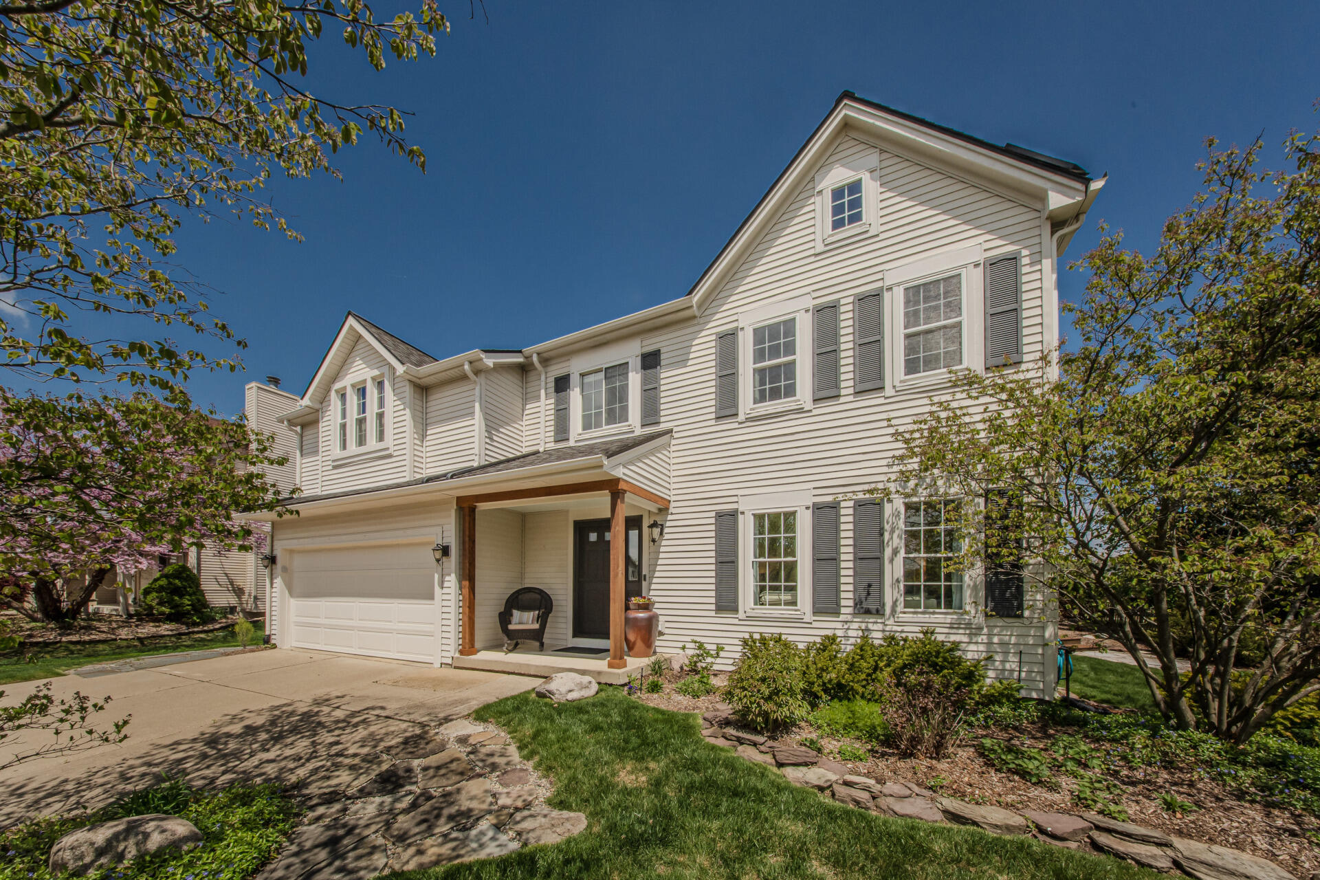2142 Spring Ridge Drive Property Photo
