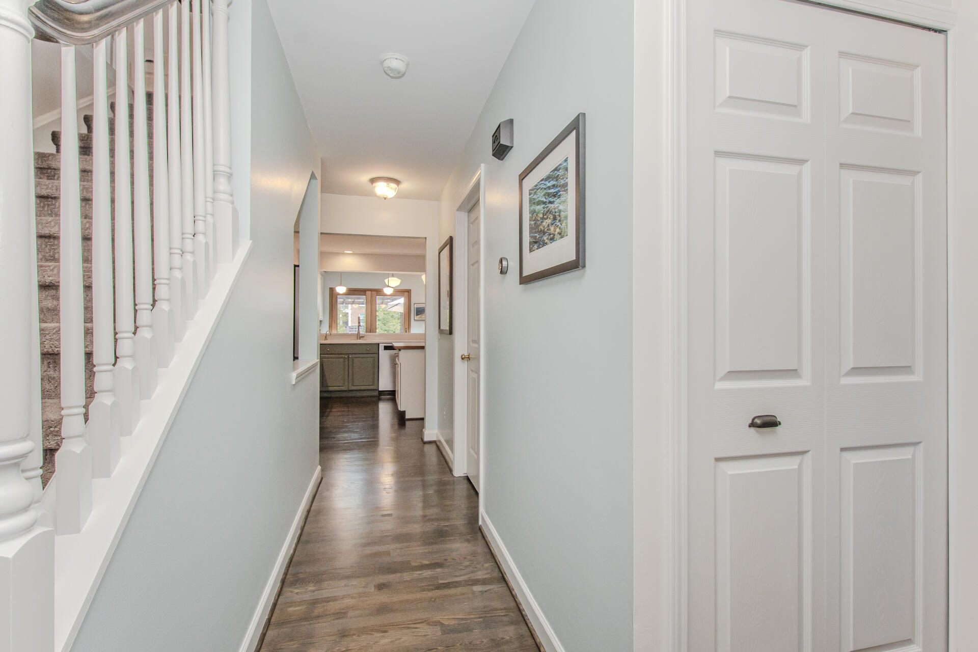 2142 Spring Ridge Drive Property Photo 9