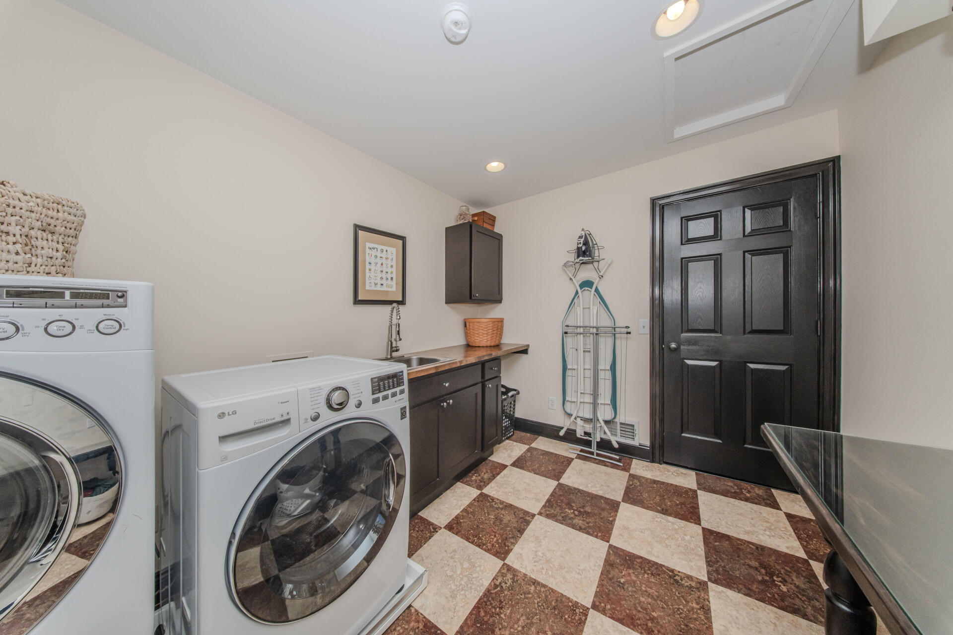 2142 Spring Ridge Drive Property Photo 46