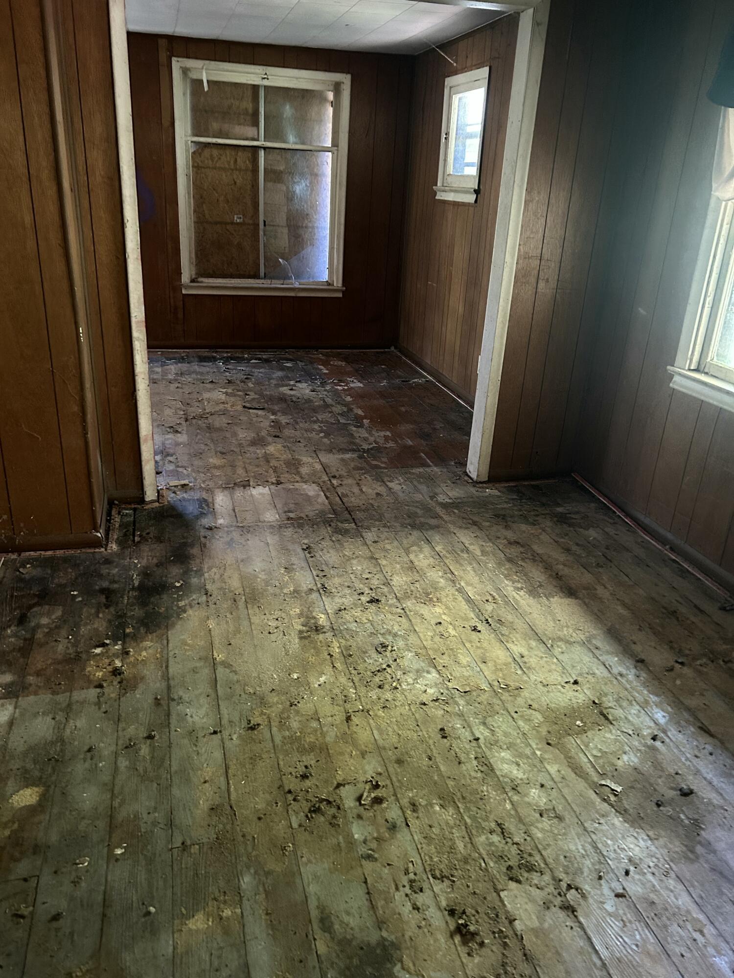 2605 Lester Street Property Photo 7