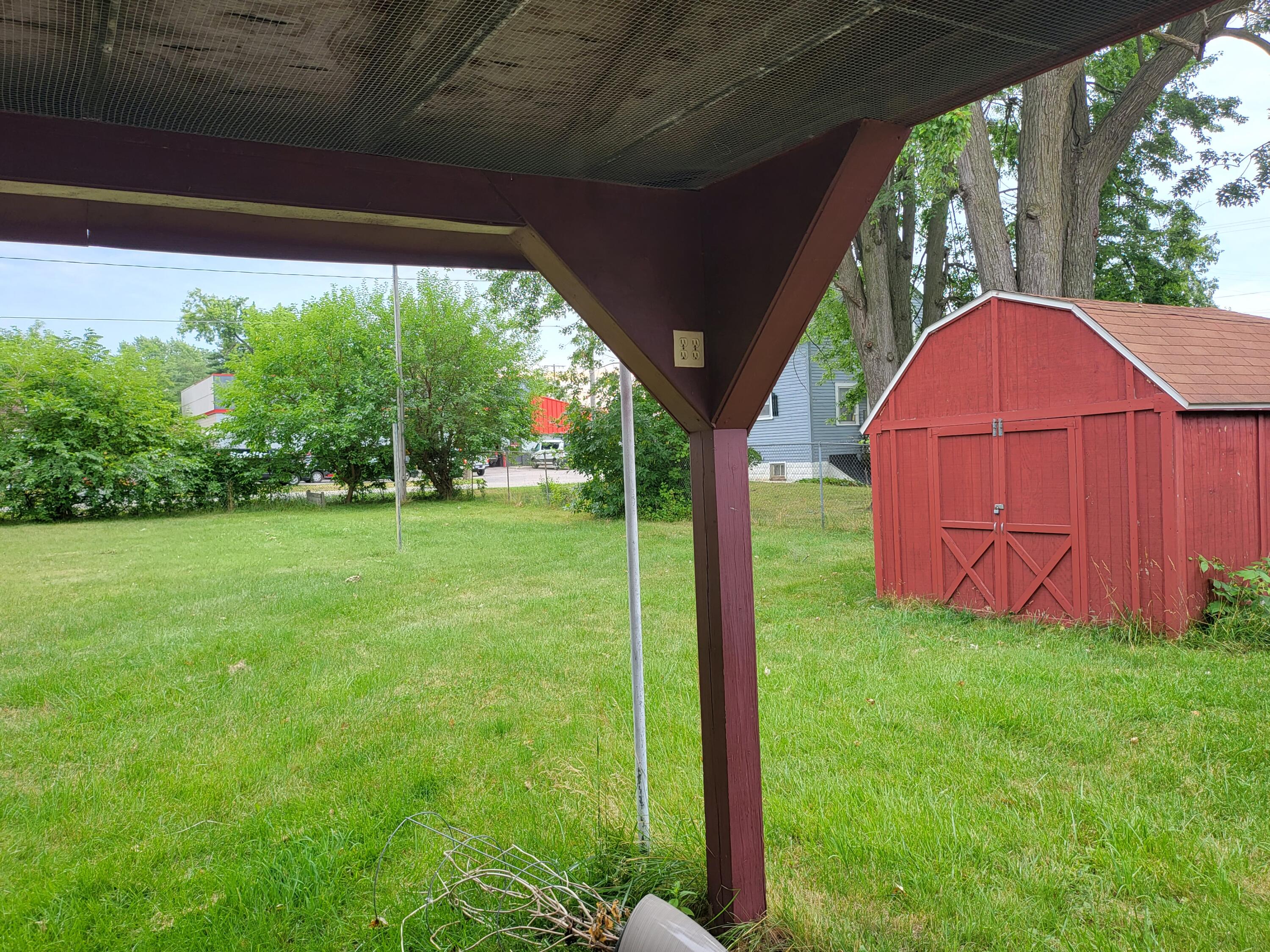 4138 Corunna Road Property Photo 33