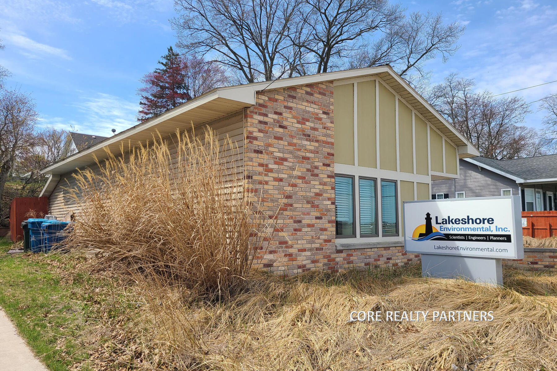 2341 Lakeshore Drive Property Photo