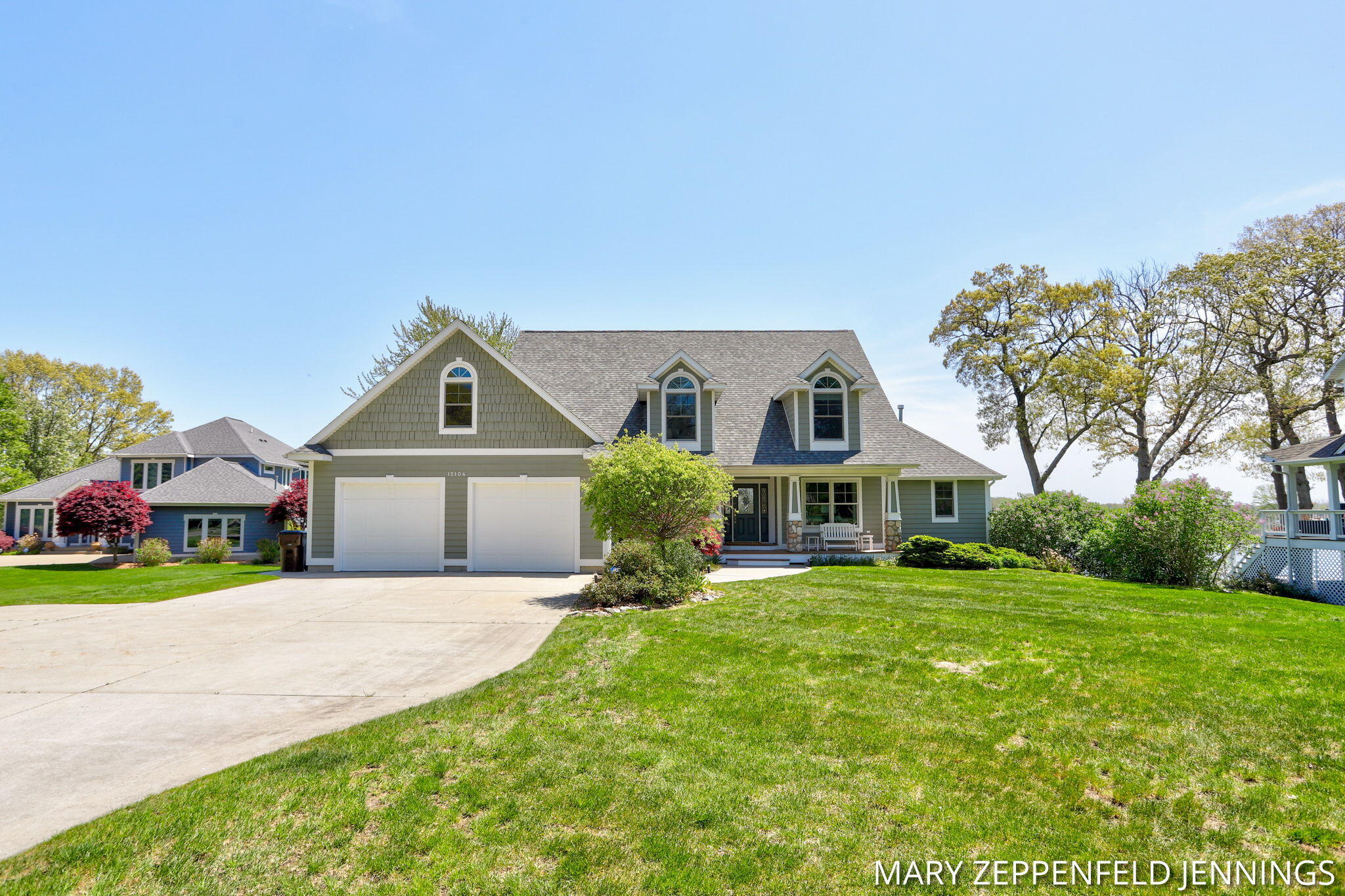 15104 Willowwood Court Property Photo 1